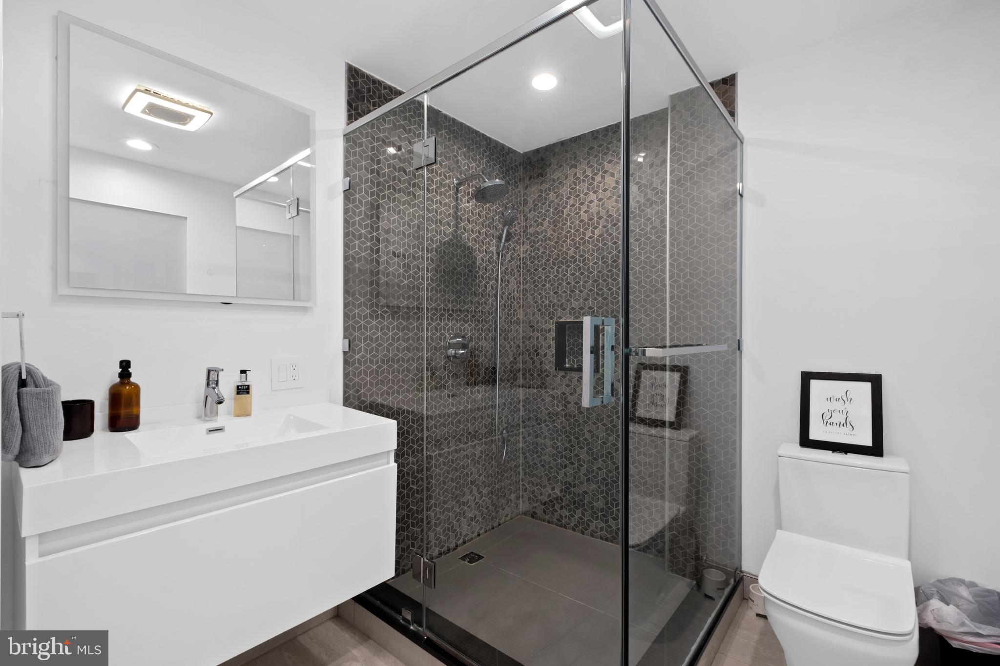 EAST PASSYUNK CROSSING - Residential