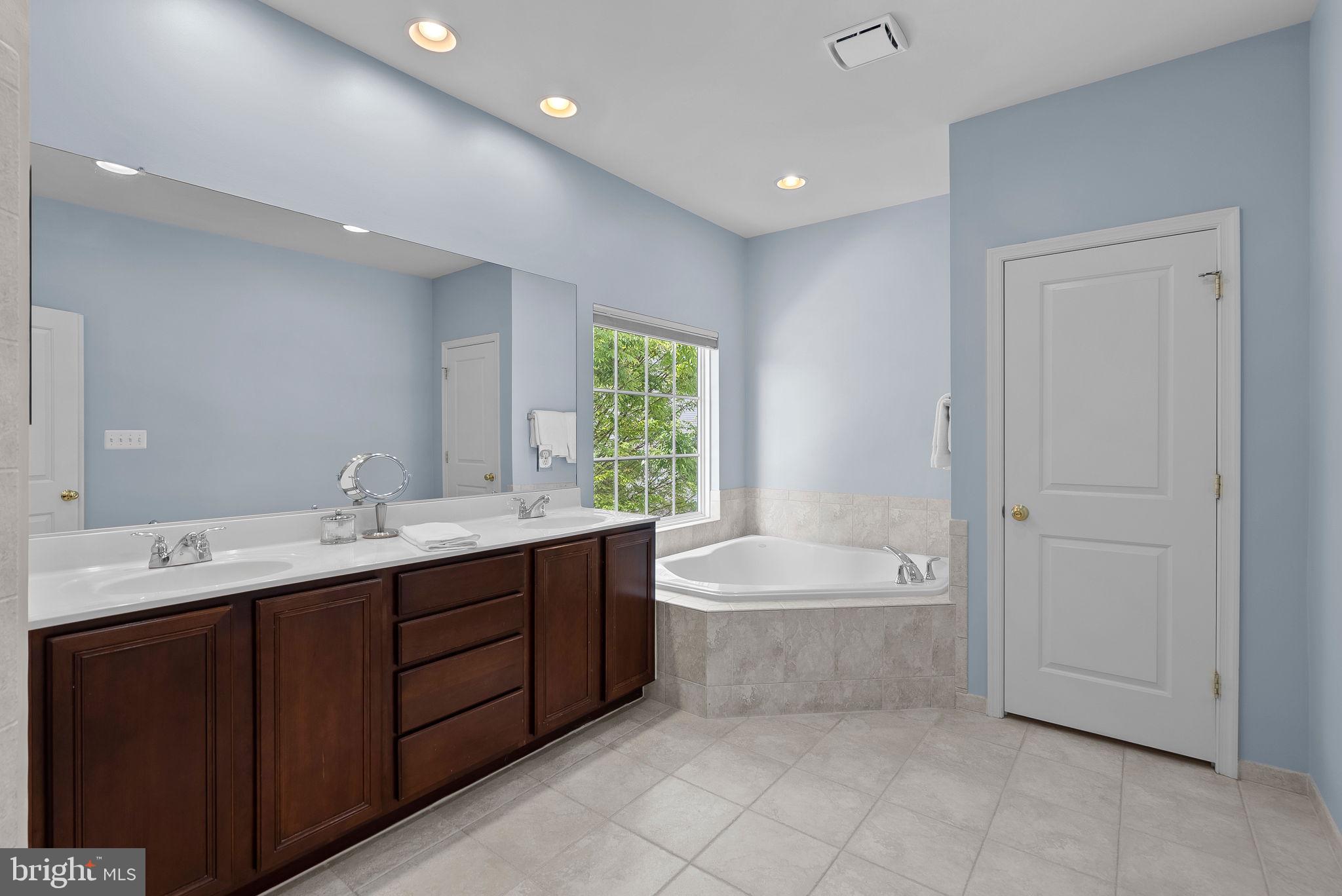 BRAMBLETON - Residential