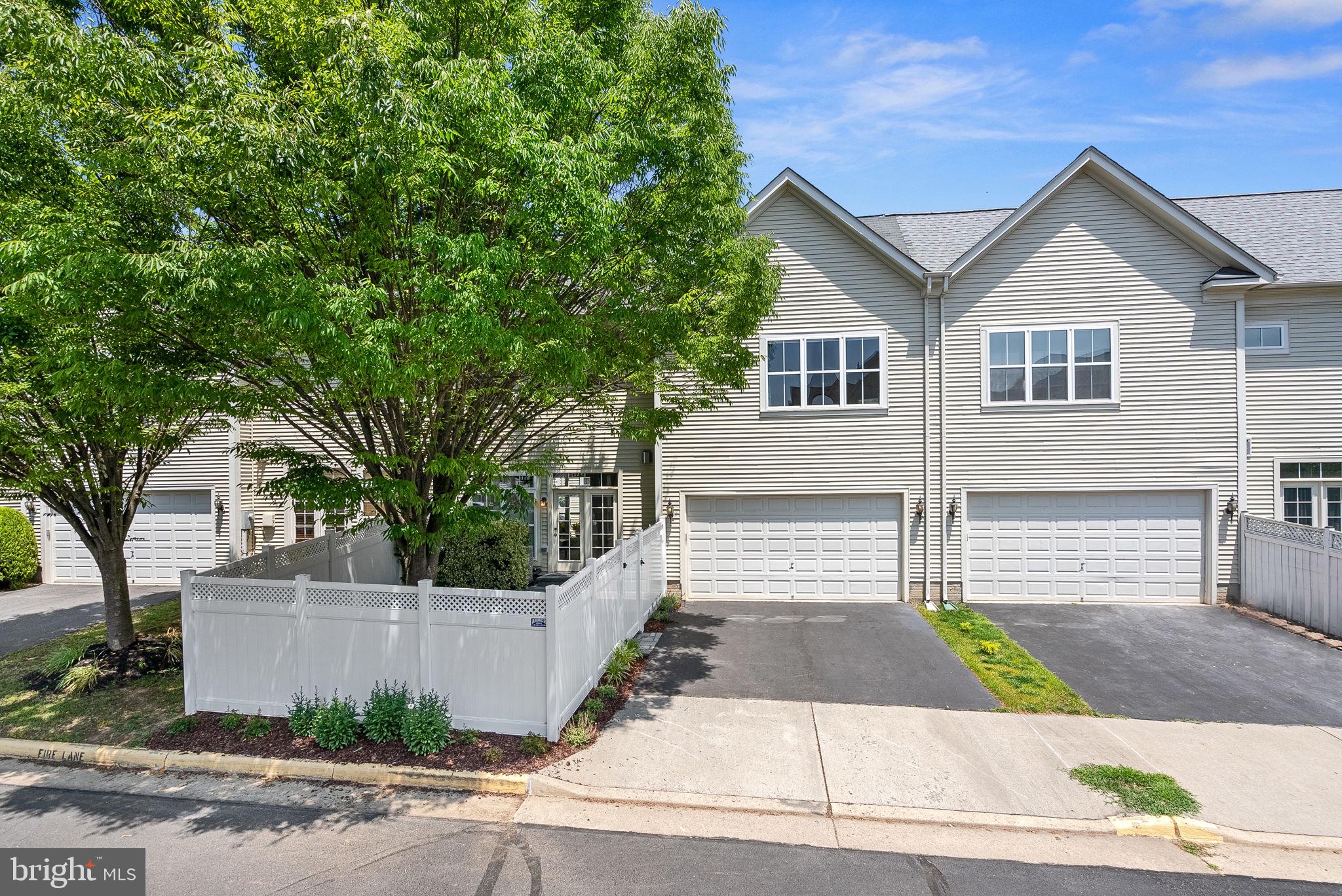 BRAMBLETON - Residential