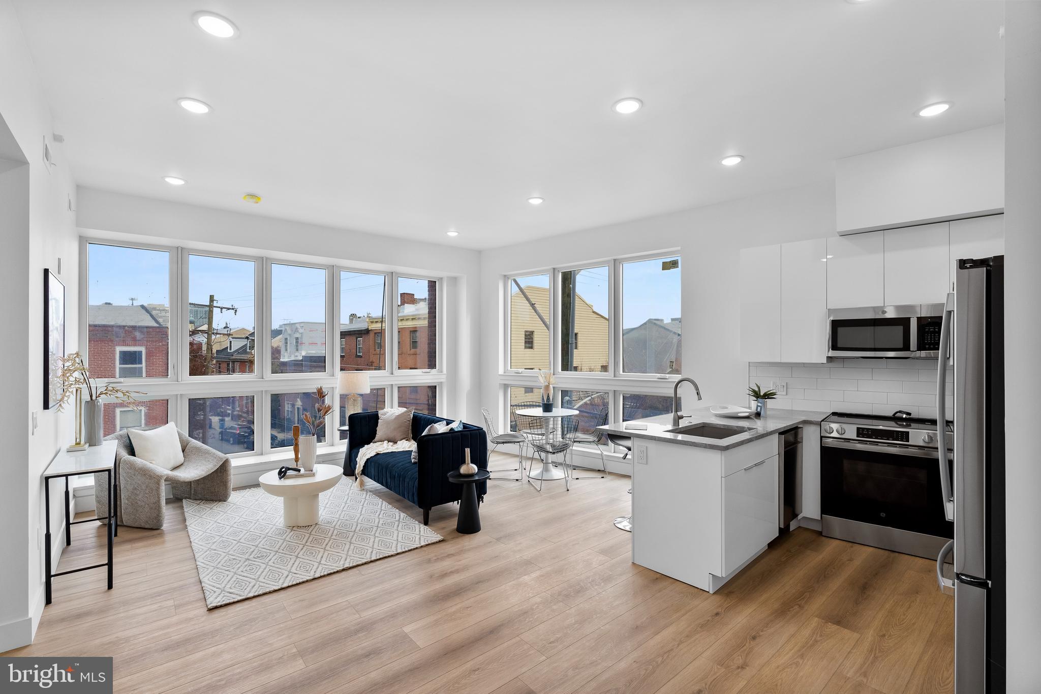 QUEEN VILLAGE - Residential Lease