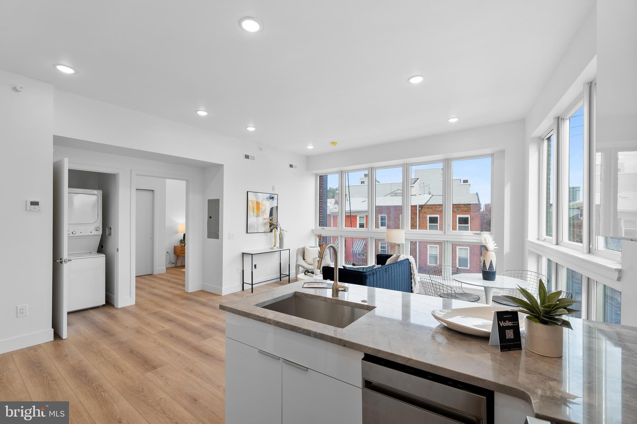 QUEEN VILLAGE - Residential Lease