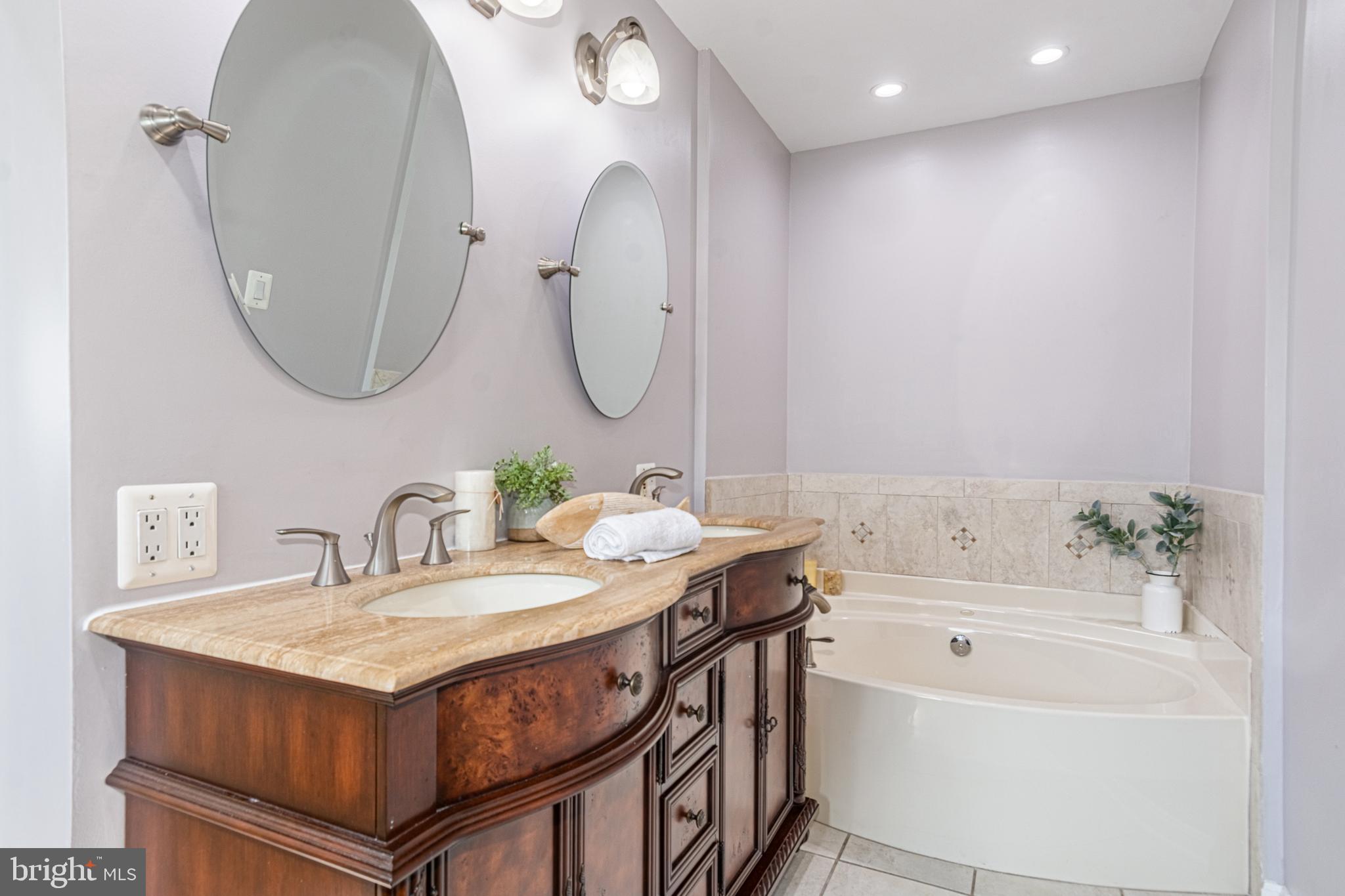 PINE WHIFF BEACH - Residential