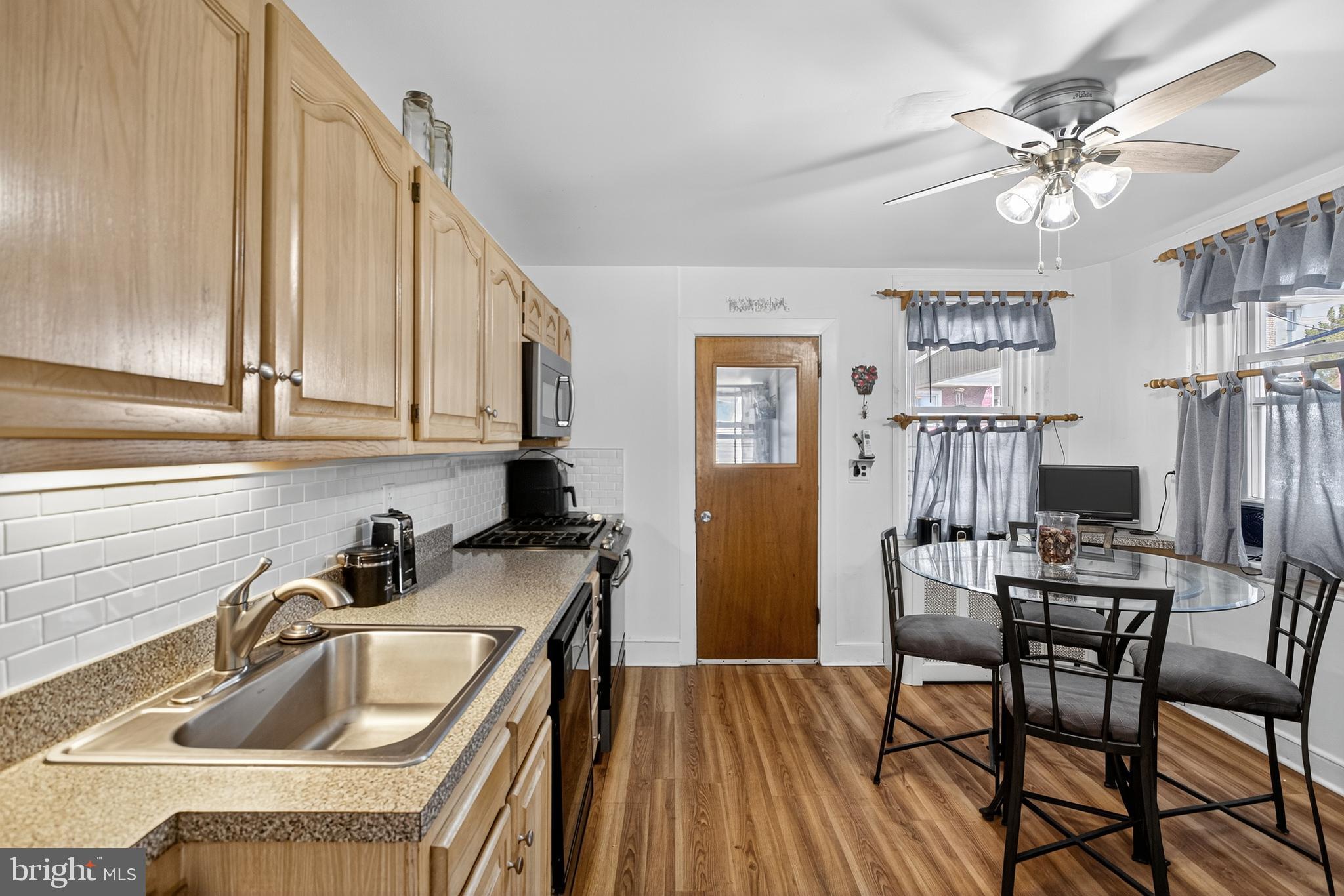 PHILADELPHIA - Residential