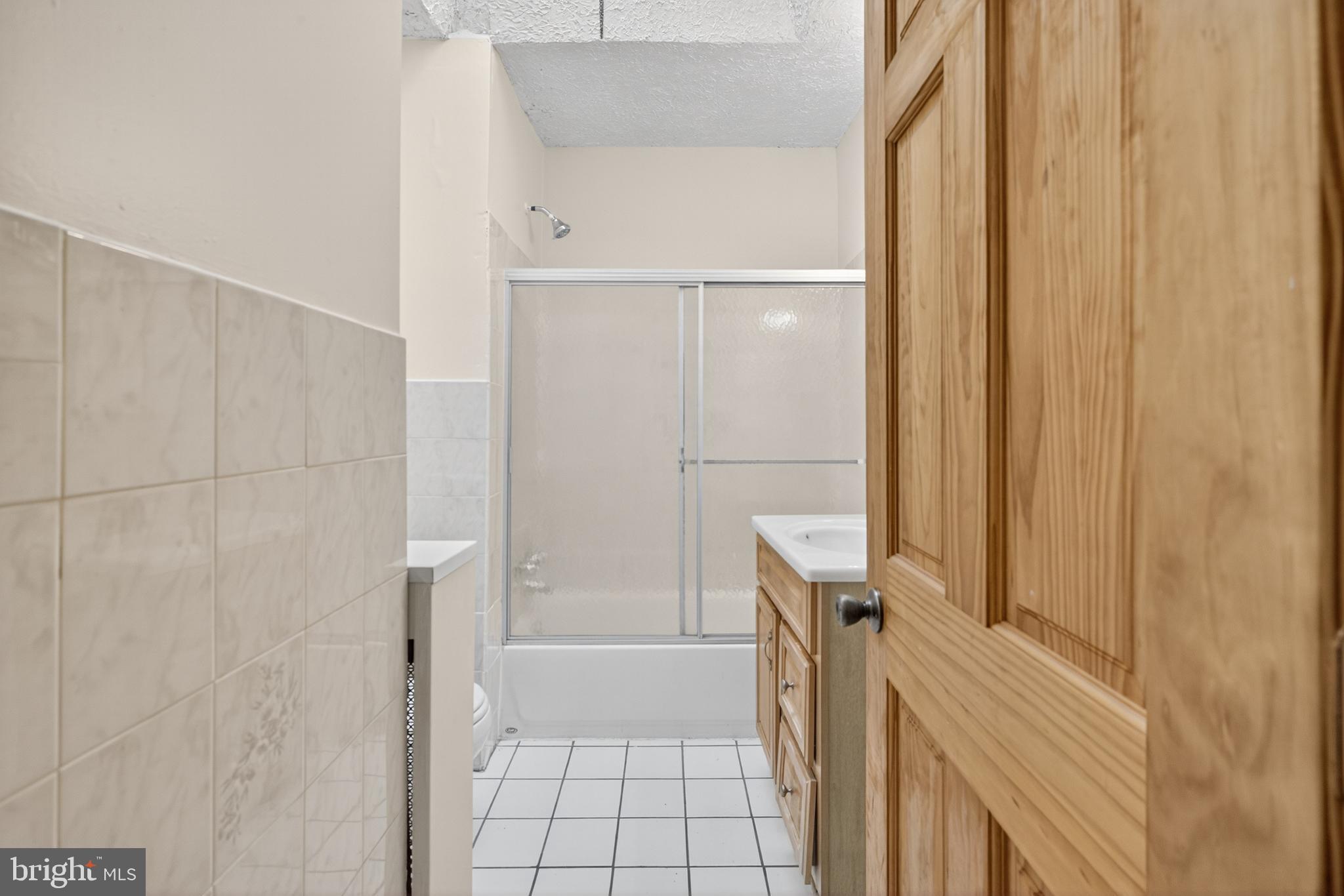 PHILADELPHIA - Residential