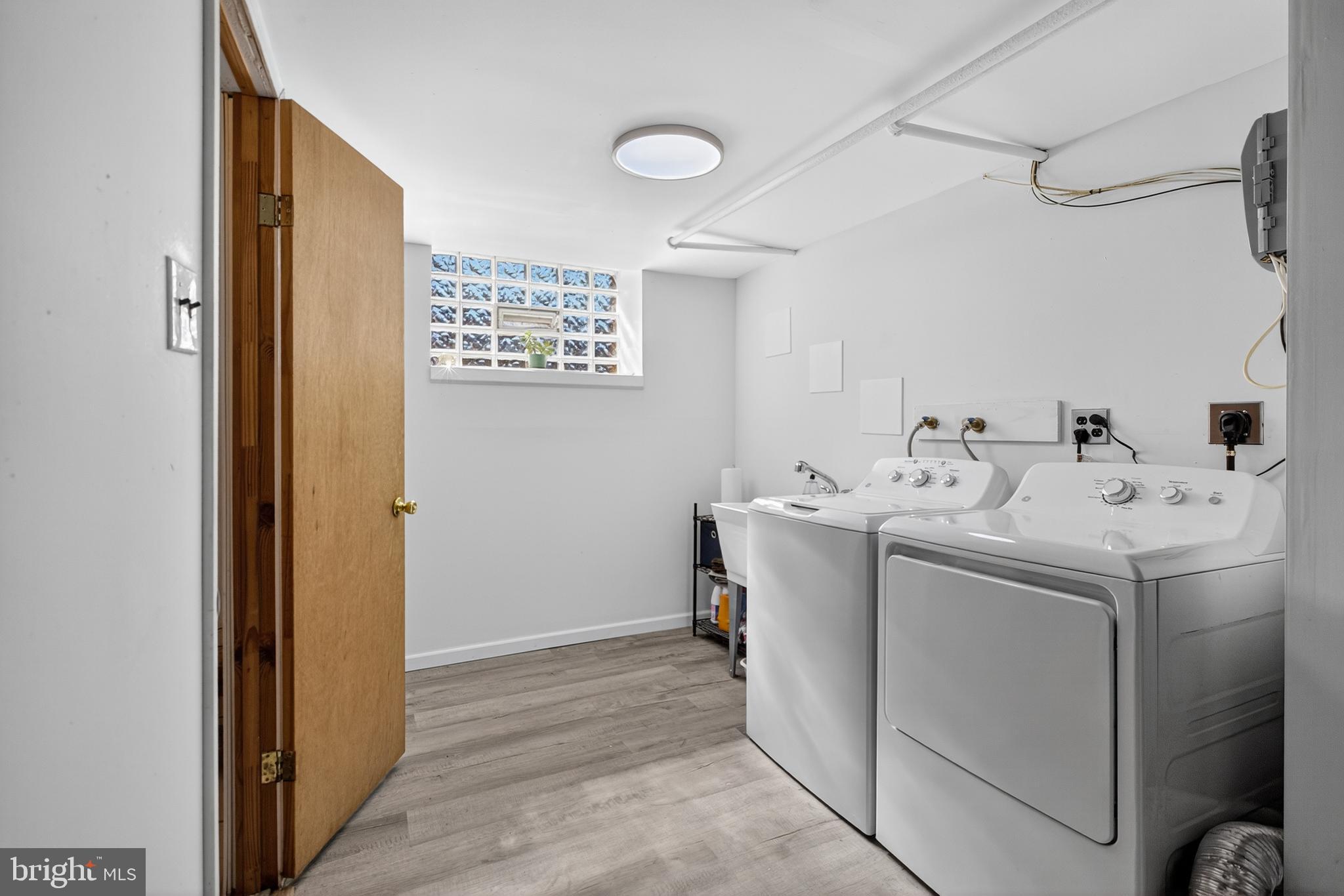 PHILADELPHIA - Residential