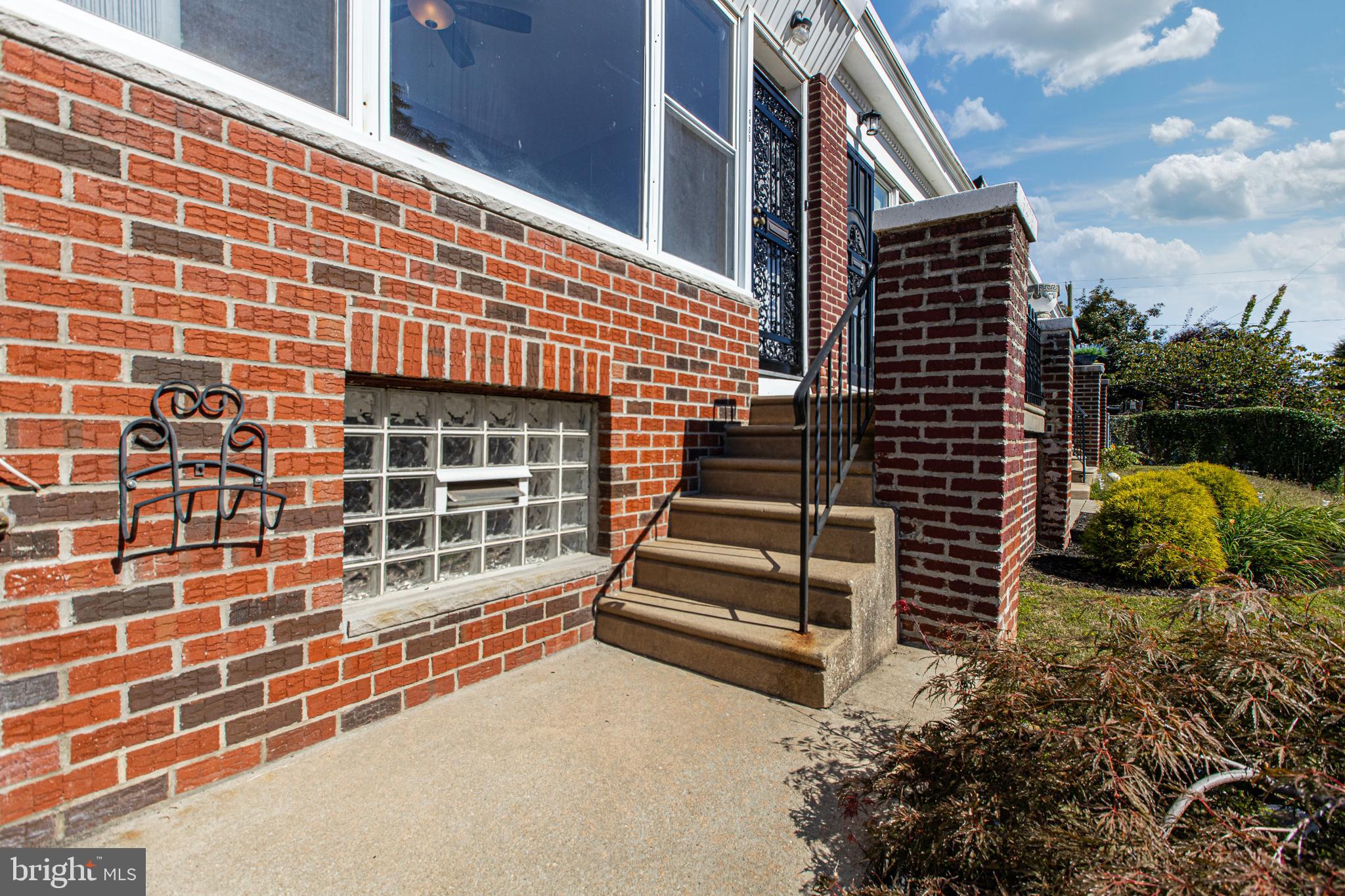 PHILADELPHIA - Residential