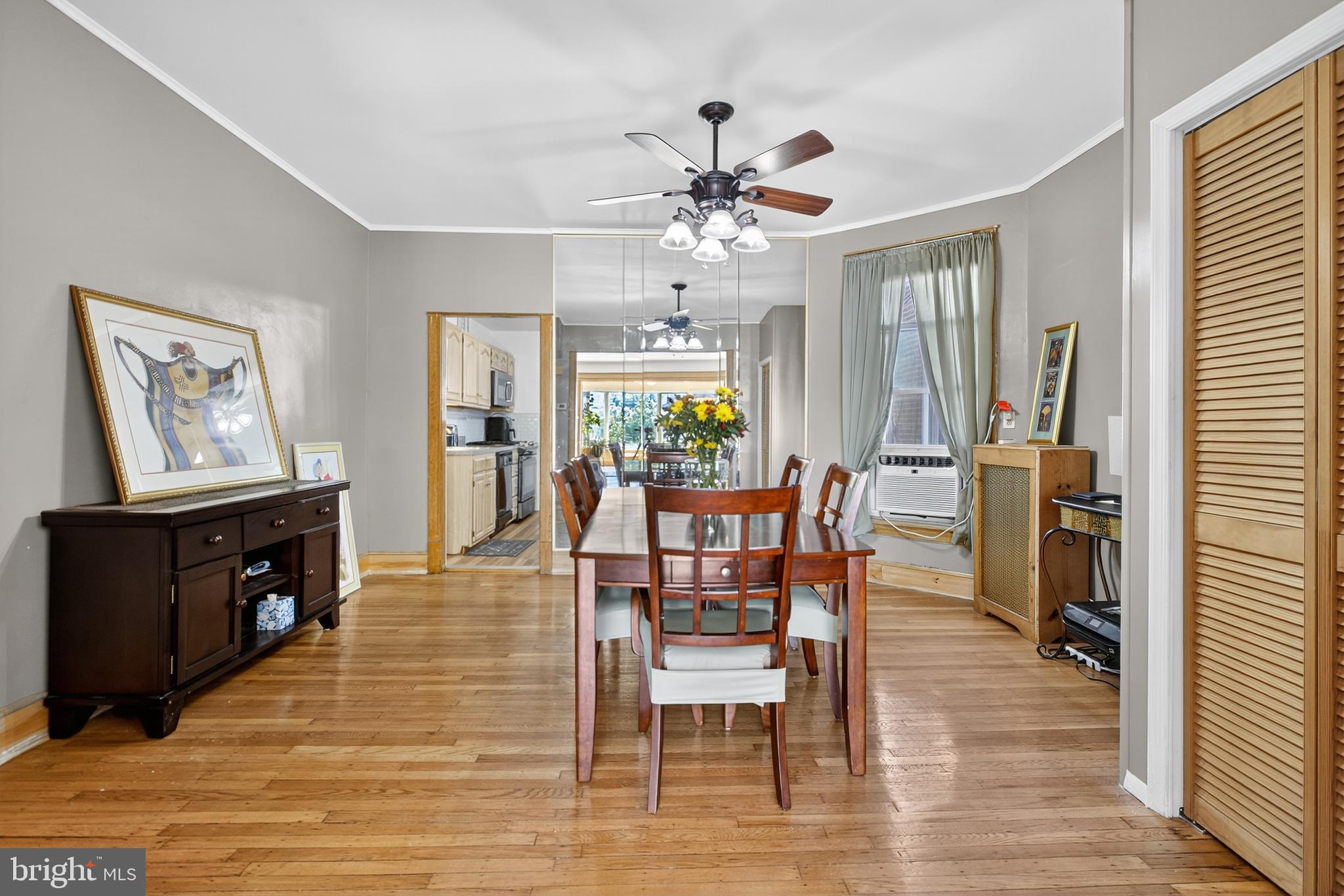 PHILADELPHIA - Residential