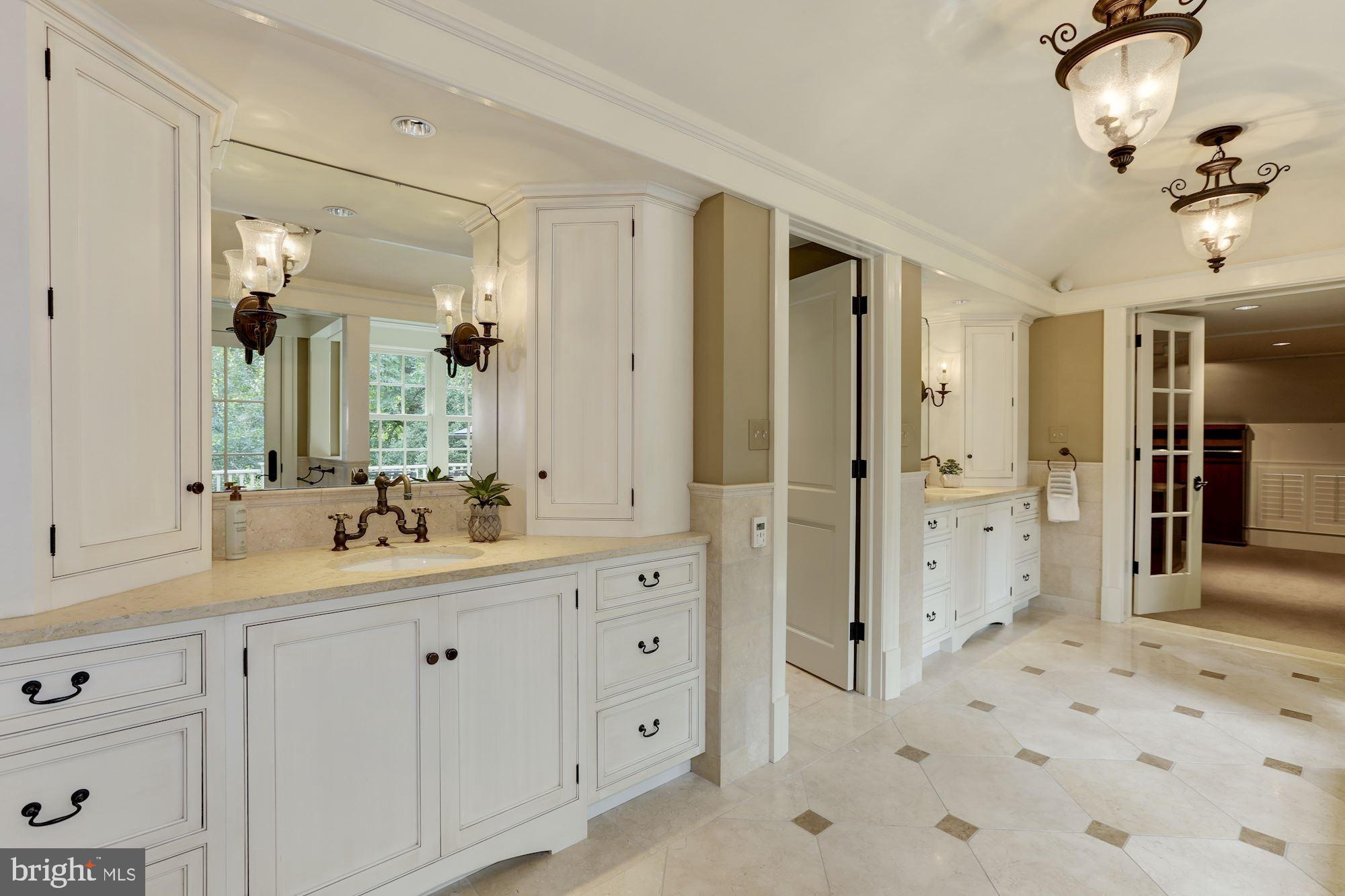 MERRY GO ROUND FARM - Residential