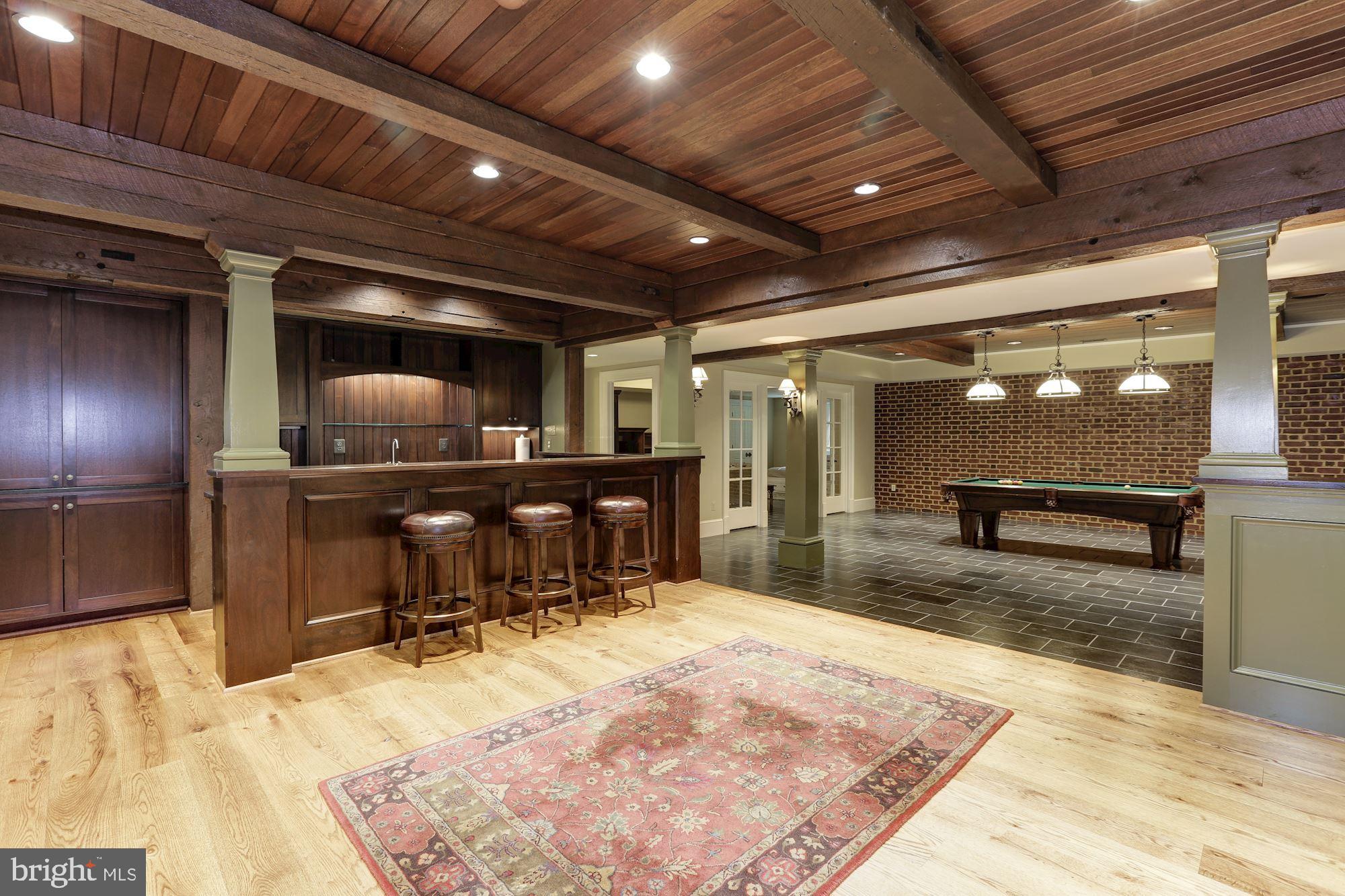 MERRY GO ROUND FARM - Residential