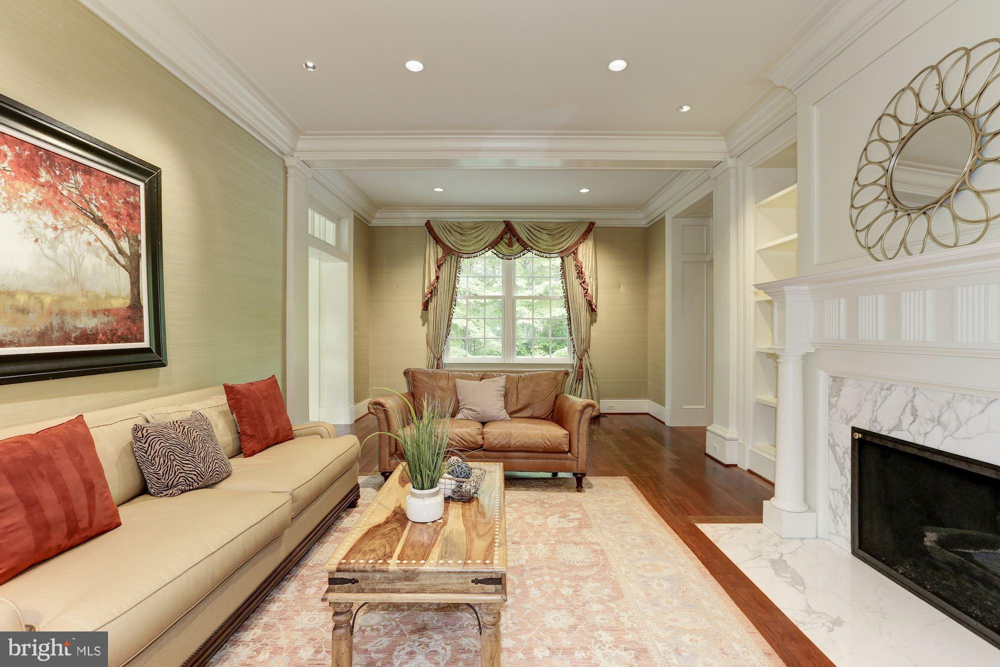 MERRY GO ROUND FARM - Residential