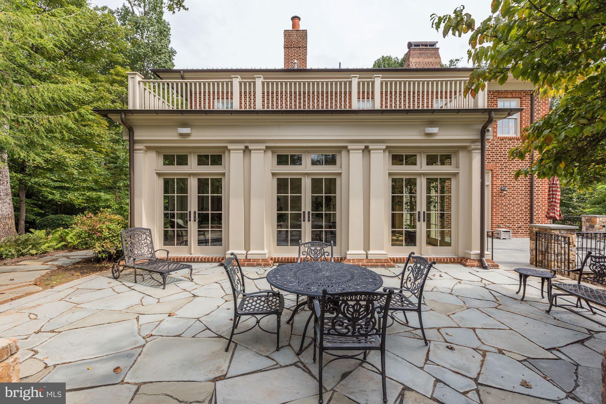 MERRY GO ROUND FARM - Residential