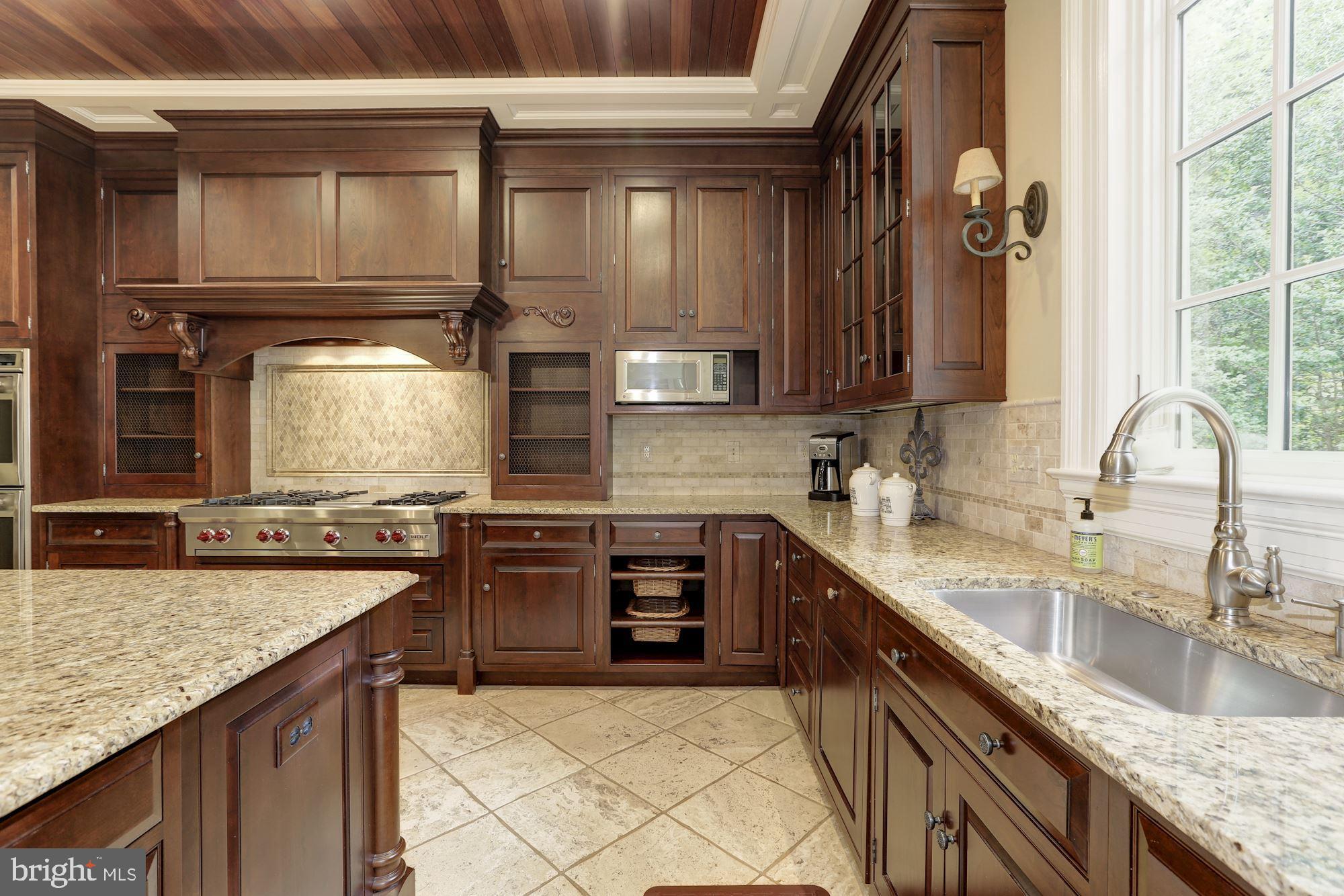 MERRY GO ROUND FARM - Residential