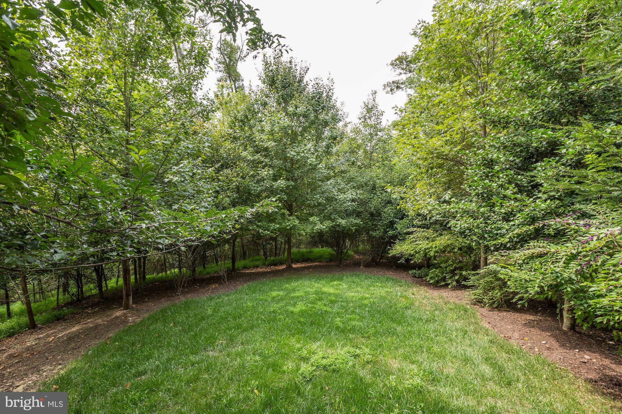 MERRY GO ROUND FARM - Residential