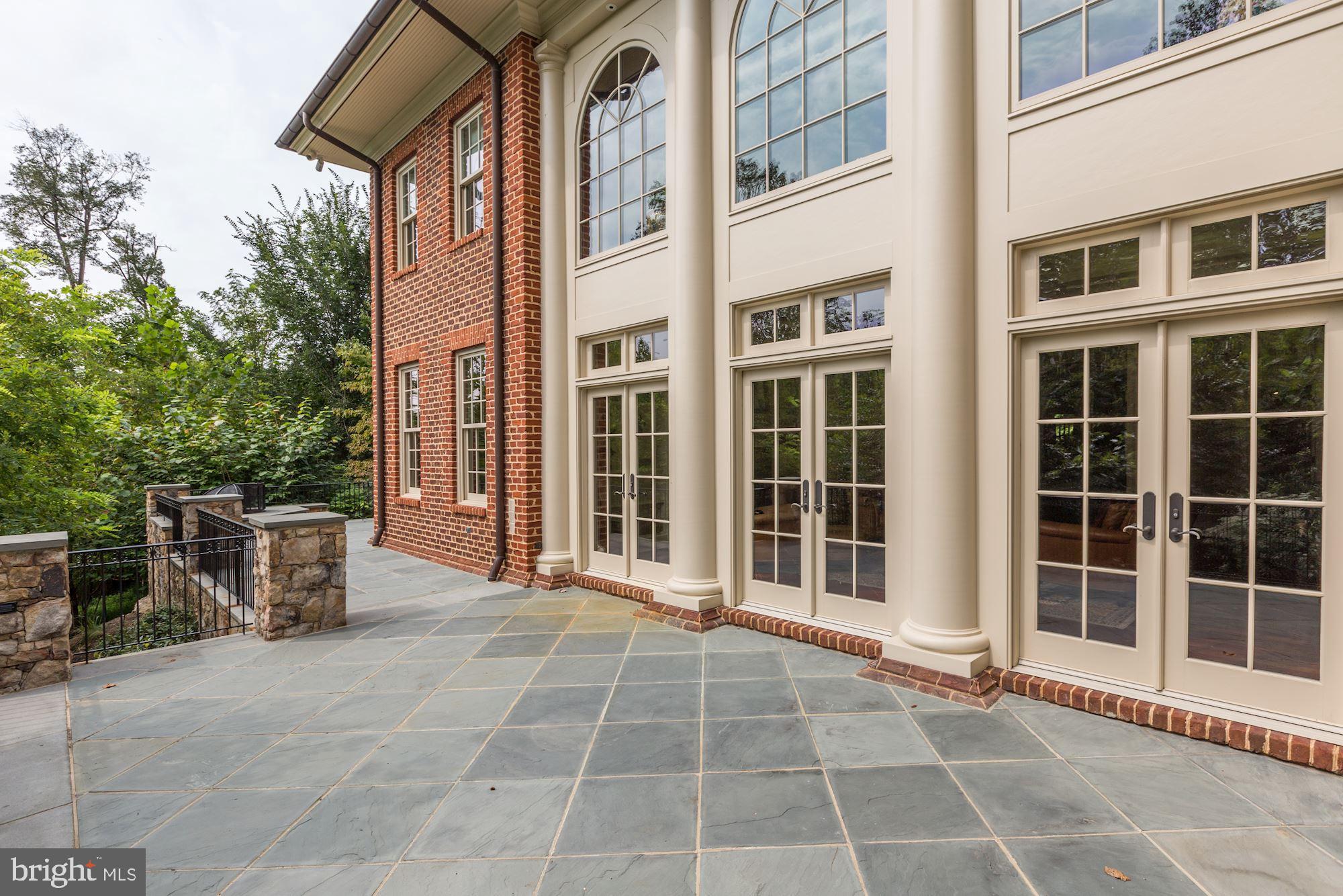 MERRY GO ROUND FARM - Residential