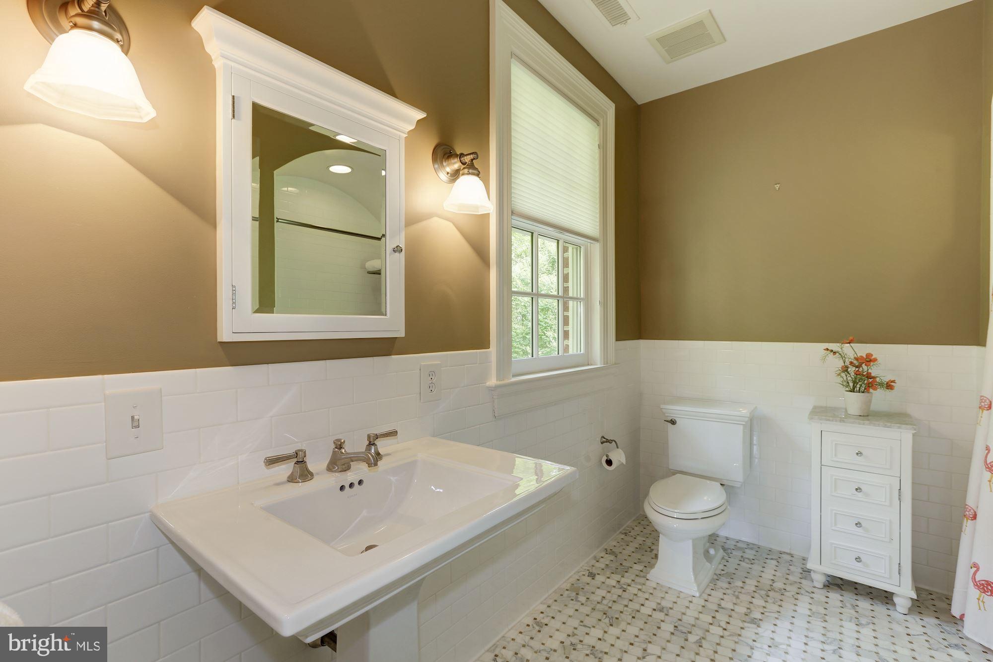 MERRY GO ROUND FARM - Residential