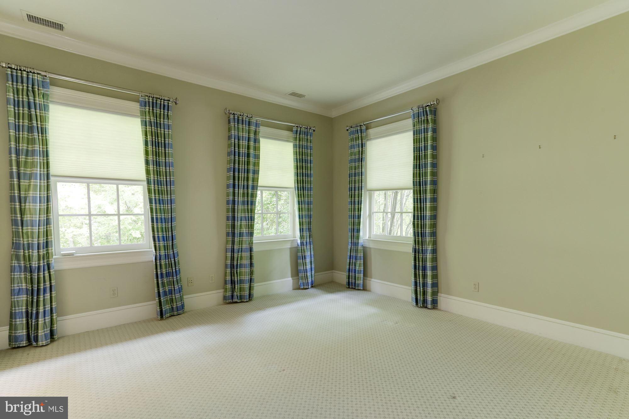 MERRY GO ROUND FARM - Residential