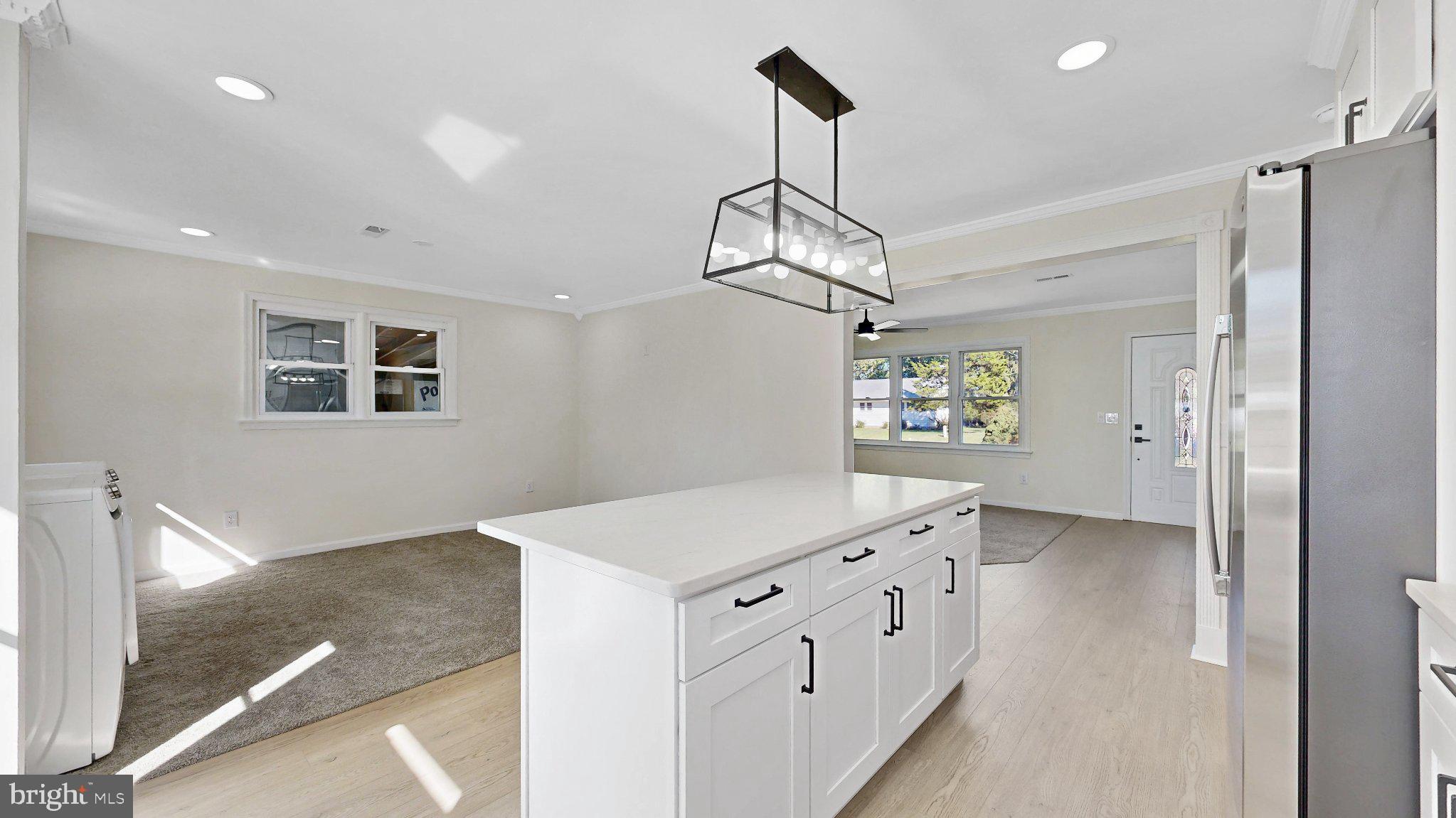 136 E CHERRY DRIVE