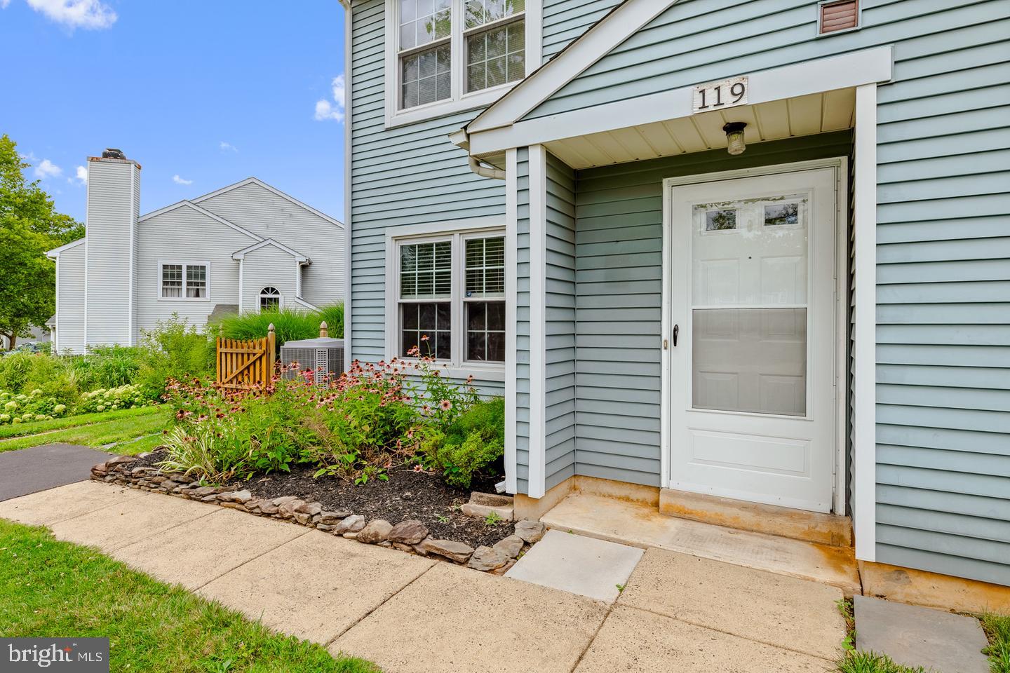 119 CAROUSEL CIRCLE