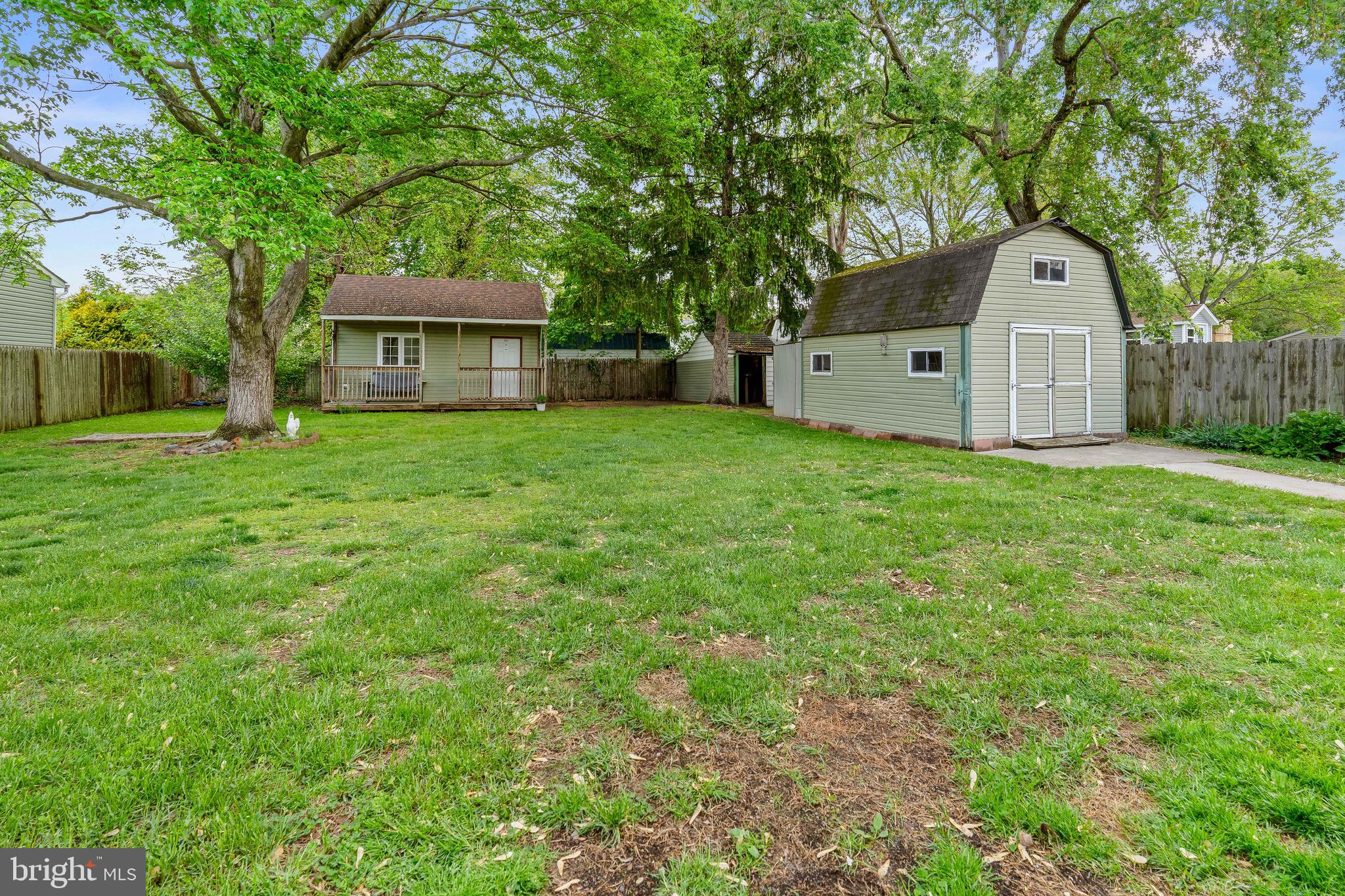 CHESTNUT HILL ESTATES - Residential