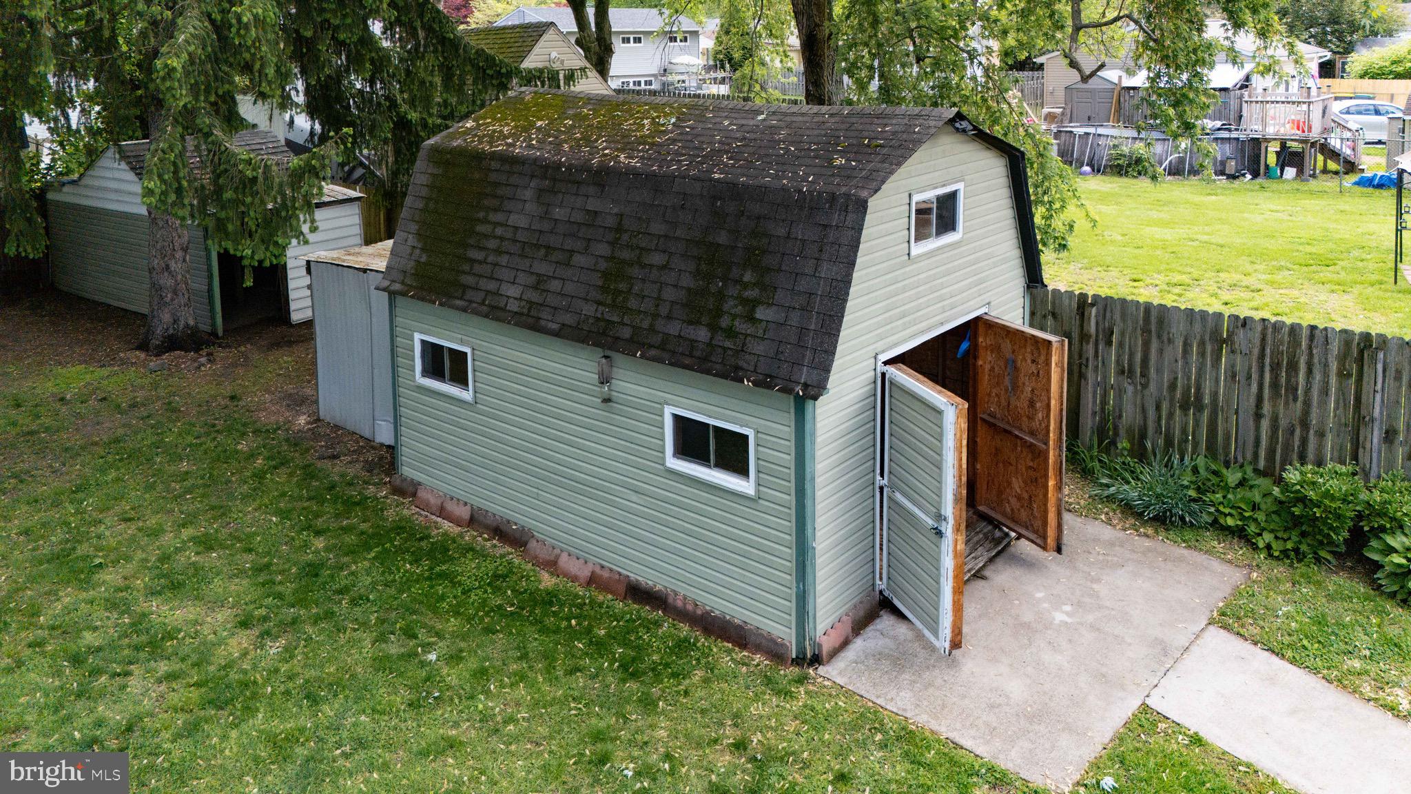 CHESTNUT HILL ESTATES - Residential