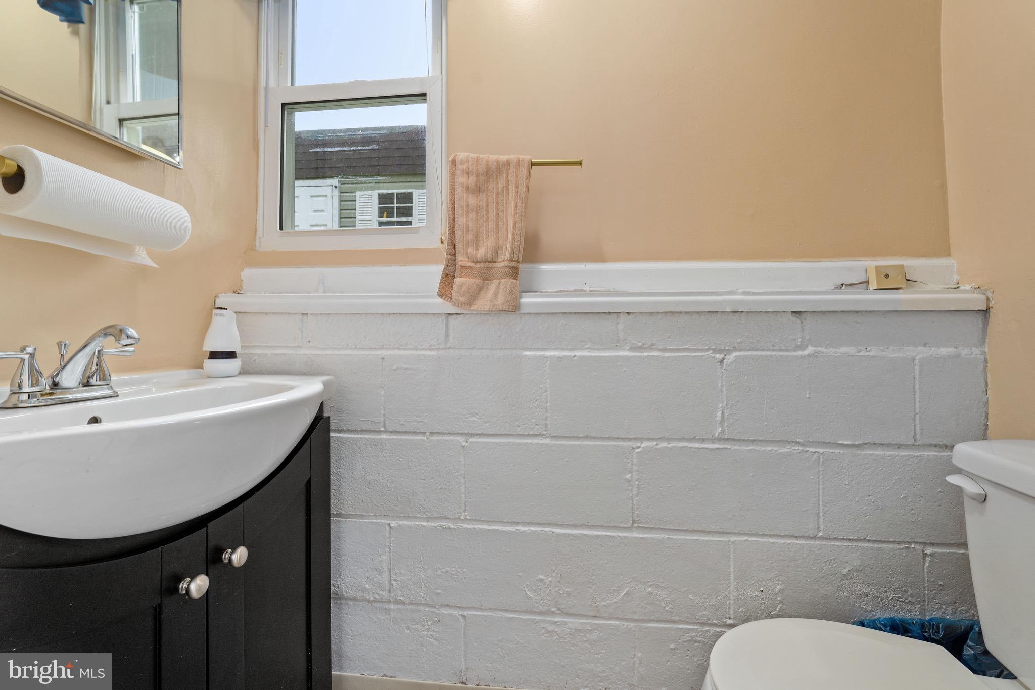 CHESTNUT HILL ESTATES - Residential