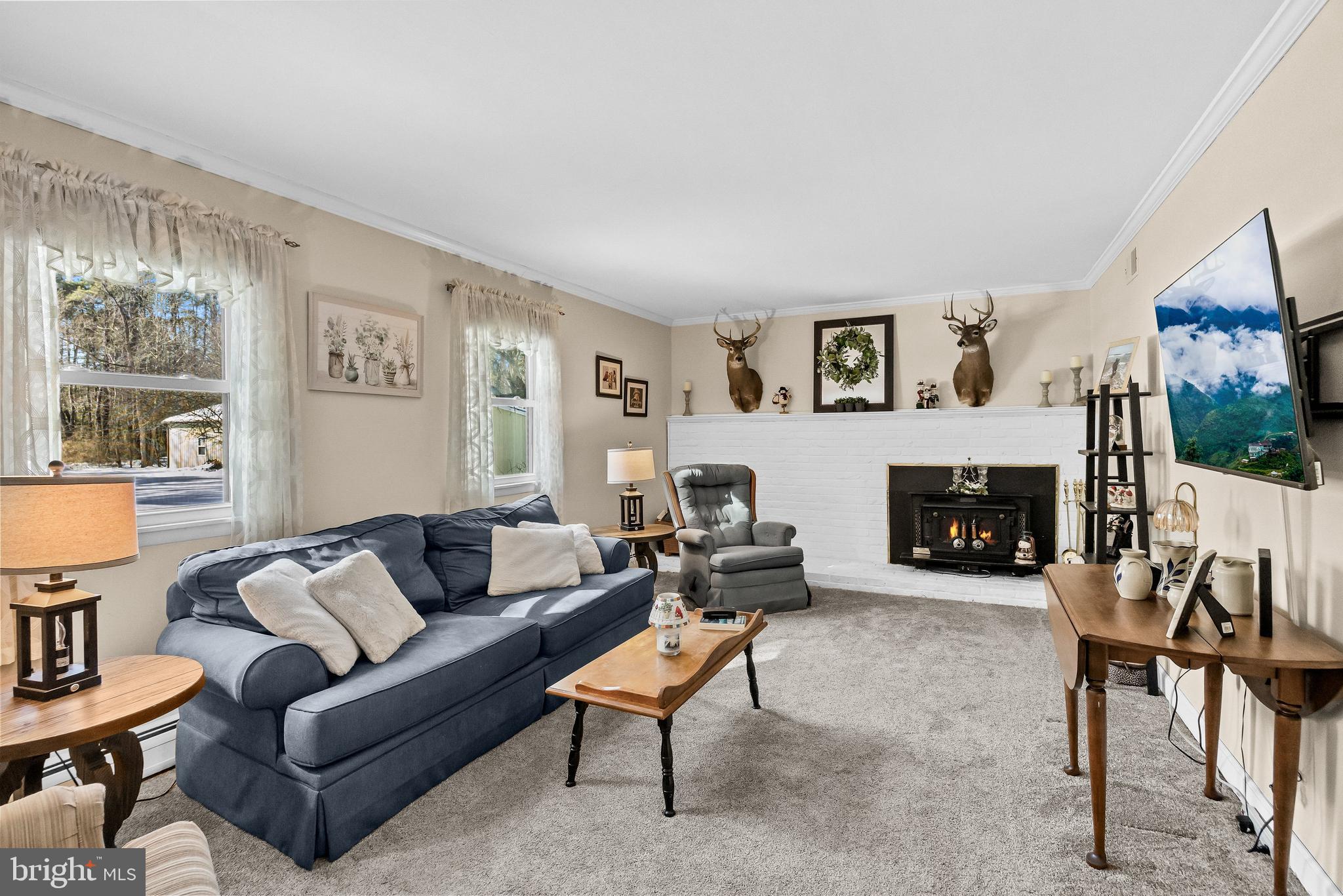 NONE AVA ILABLE - Residential