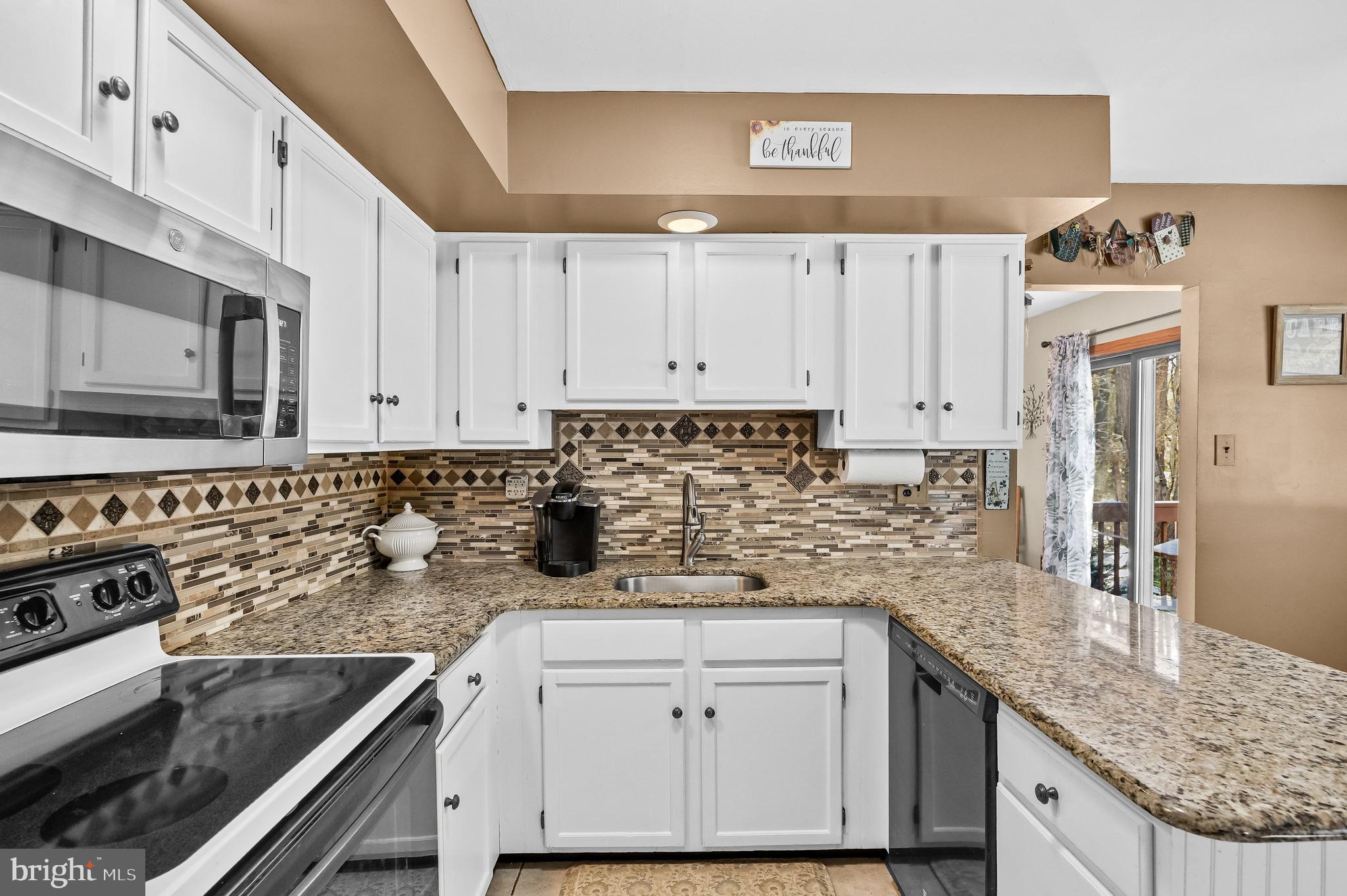 NONE AVA ILABLE - Residential