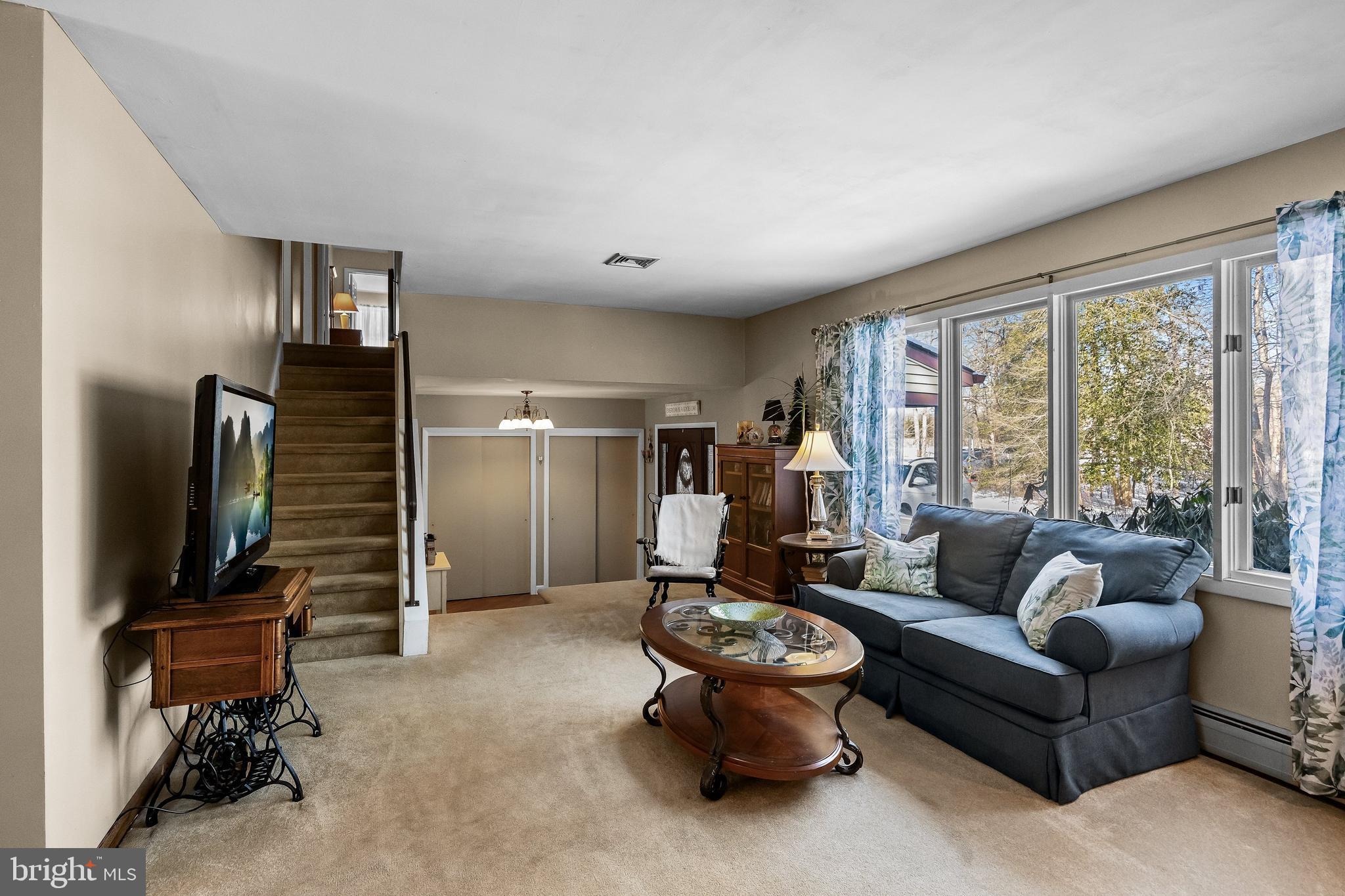 NONE AVA ILABLE - Residential