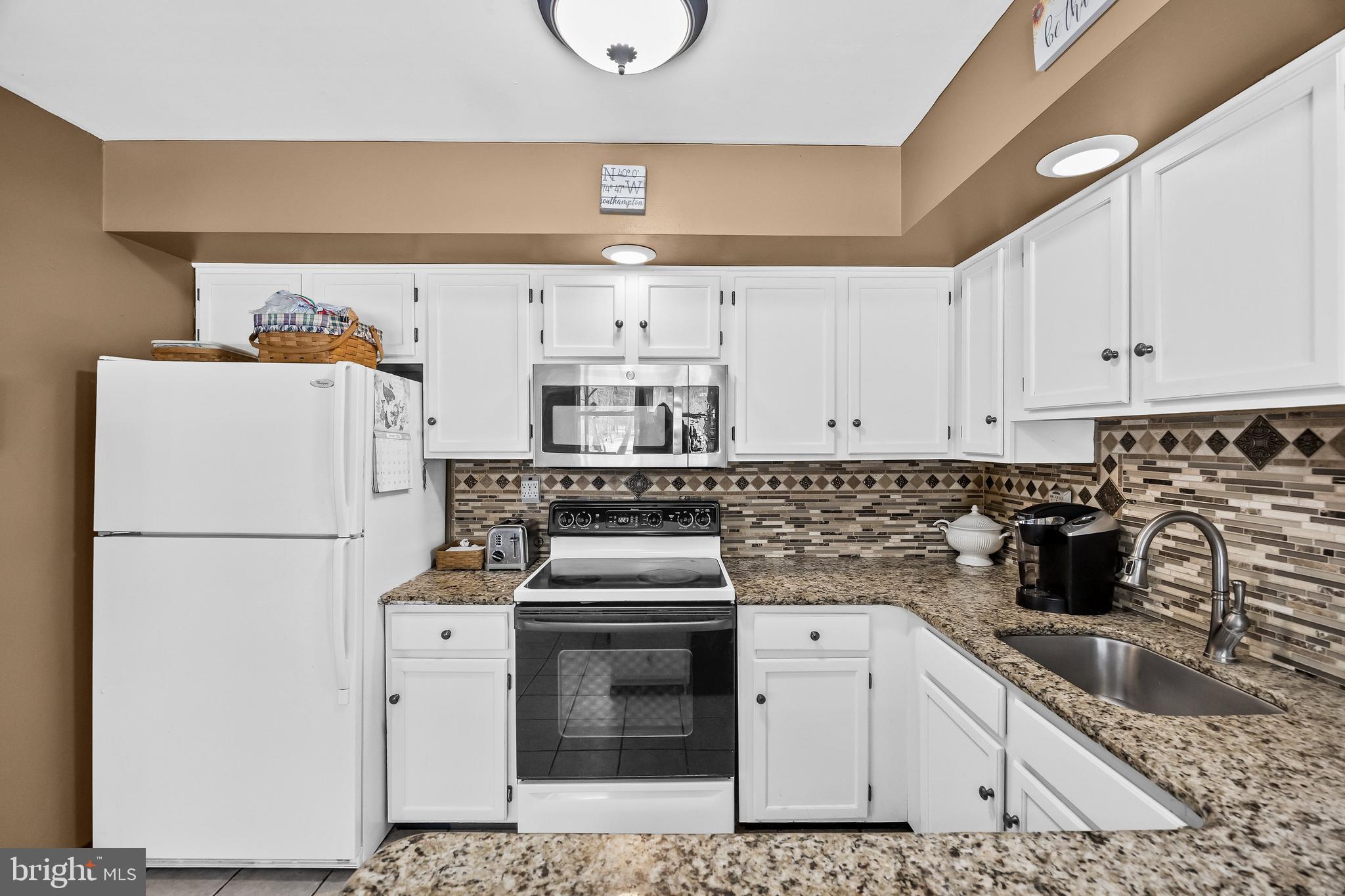 NONE AVA ILABLE - Residential