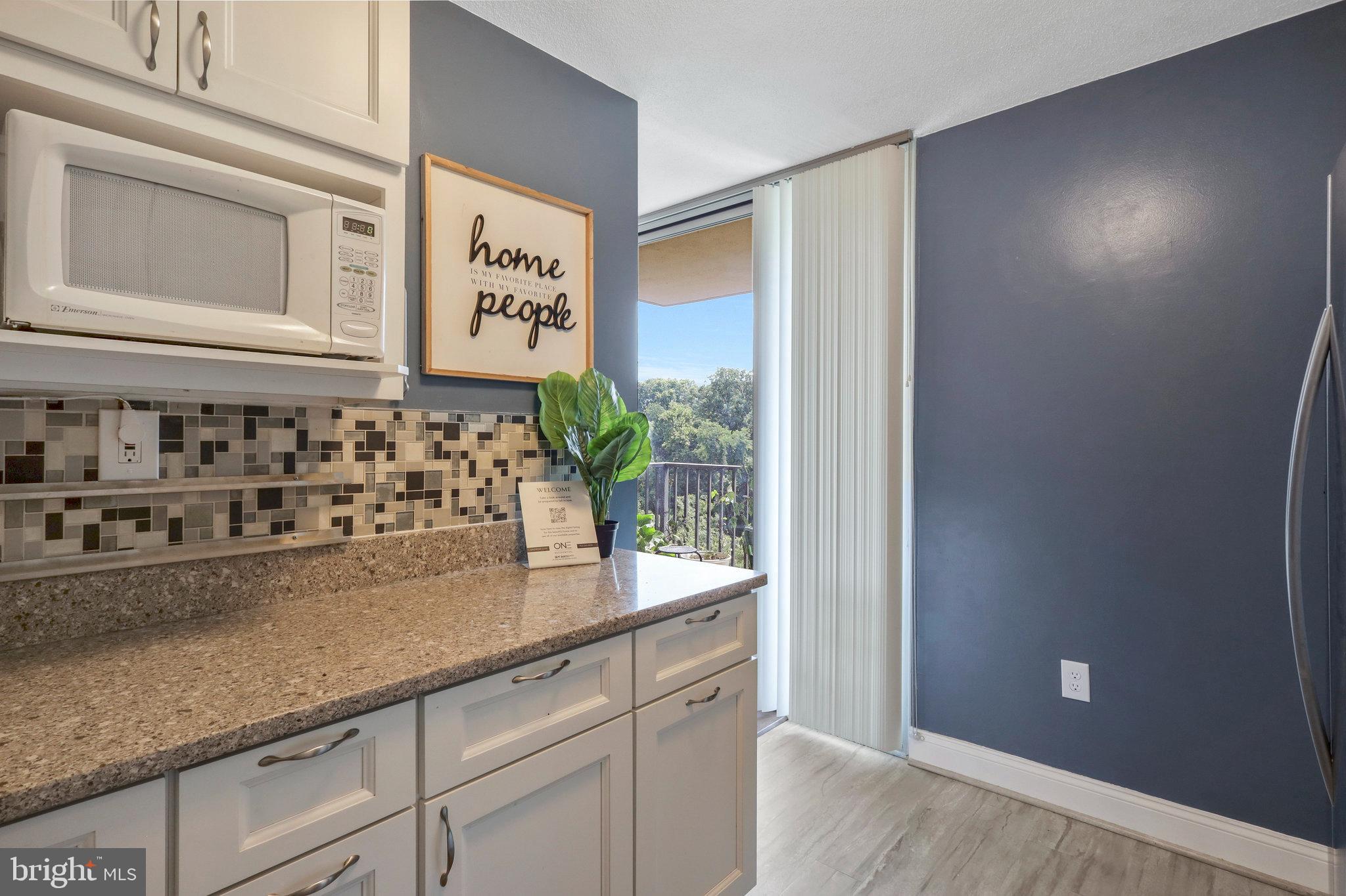 THE CARLTON - Residential