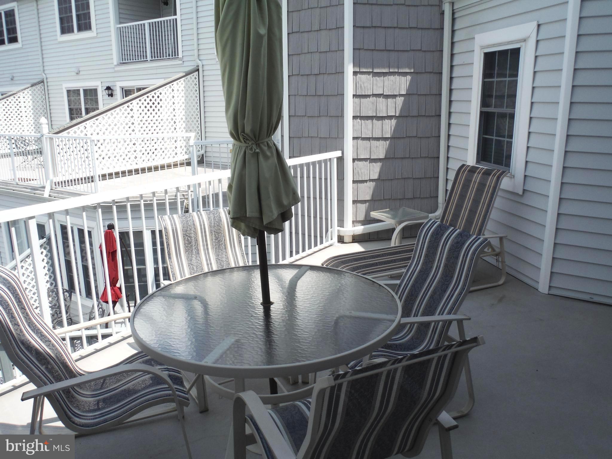 TOMES LANDING - Residential