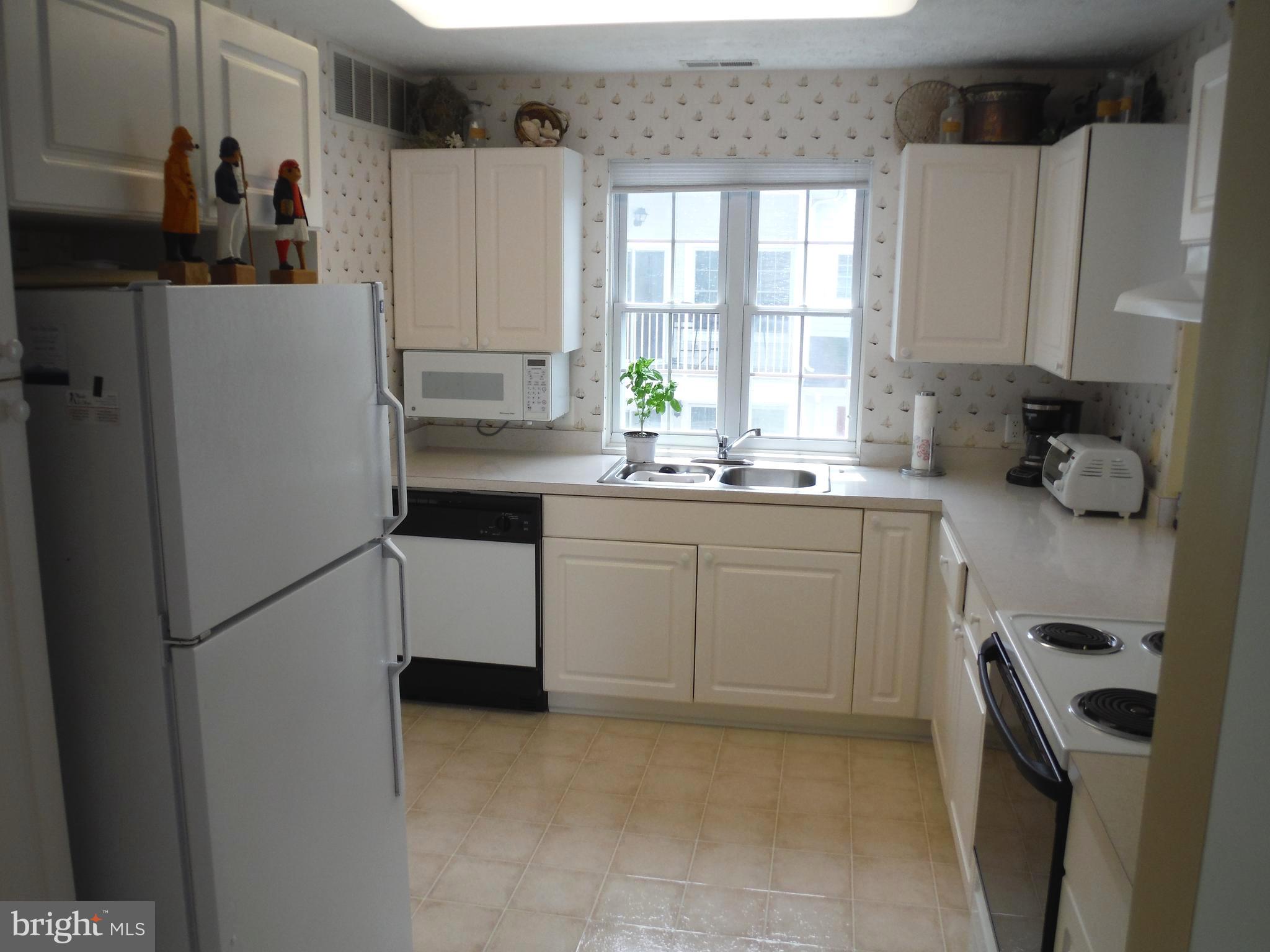 TOMES LANDING - Residential