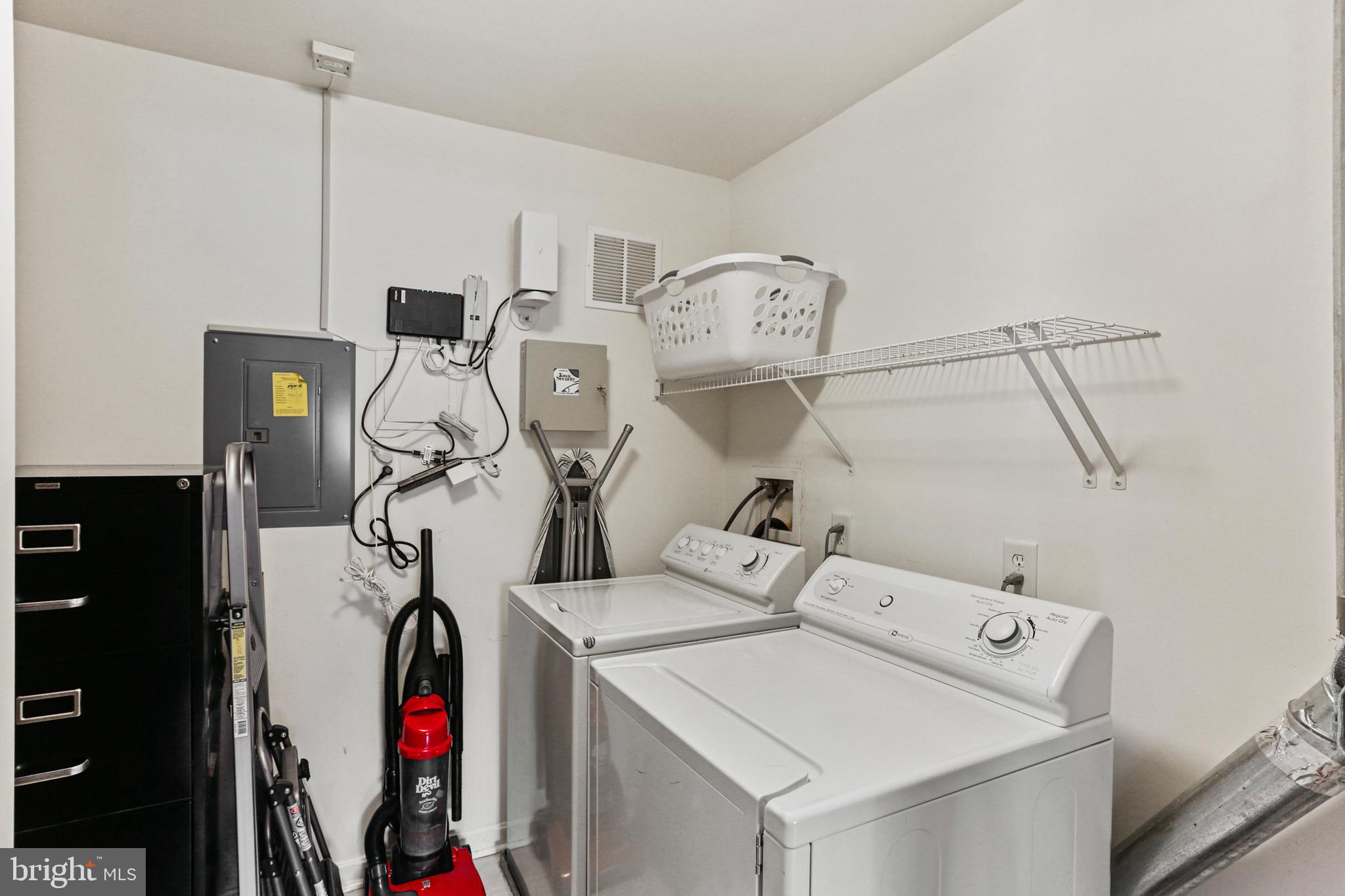 ROUNDWOOD RIDGE - Residential