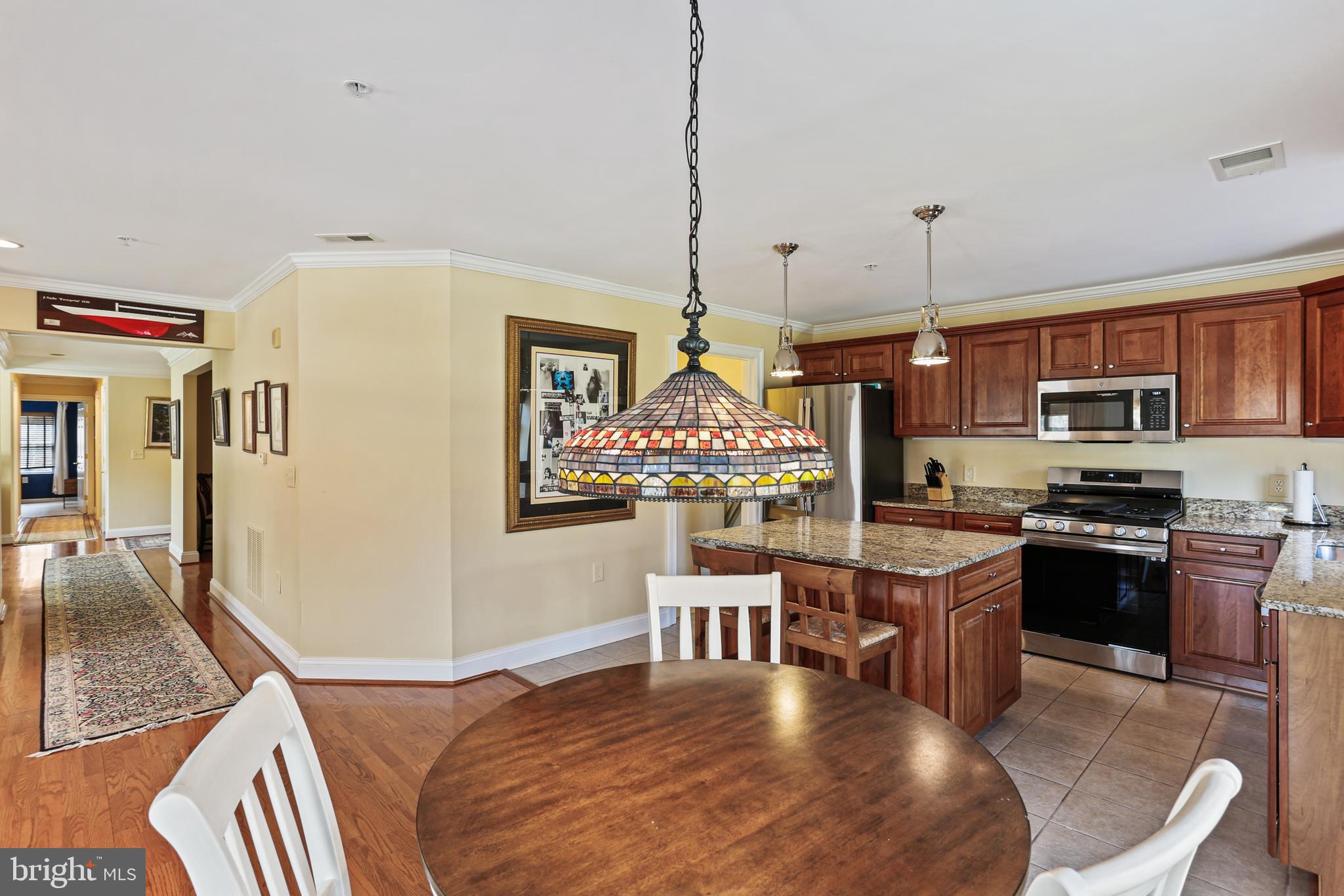 ROUNDWOOD RIDGE - Residential