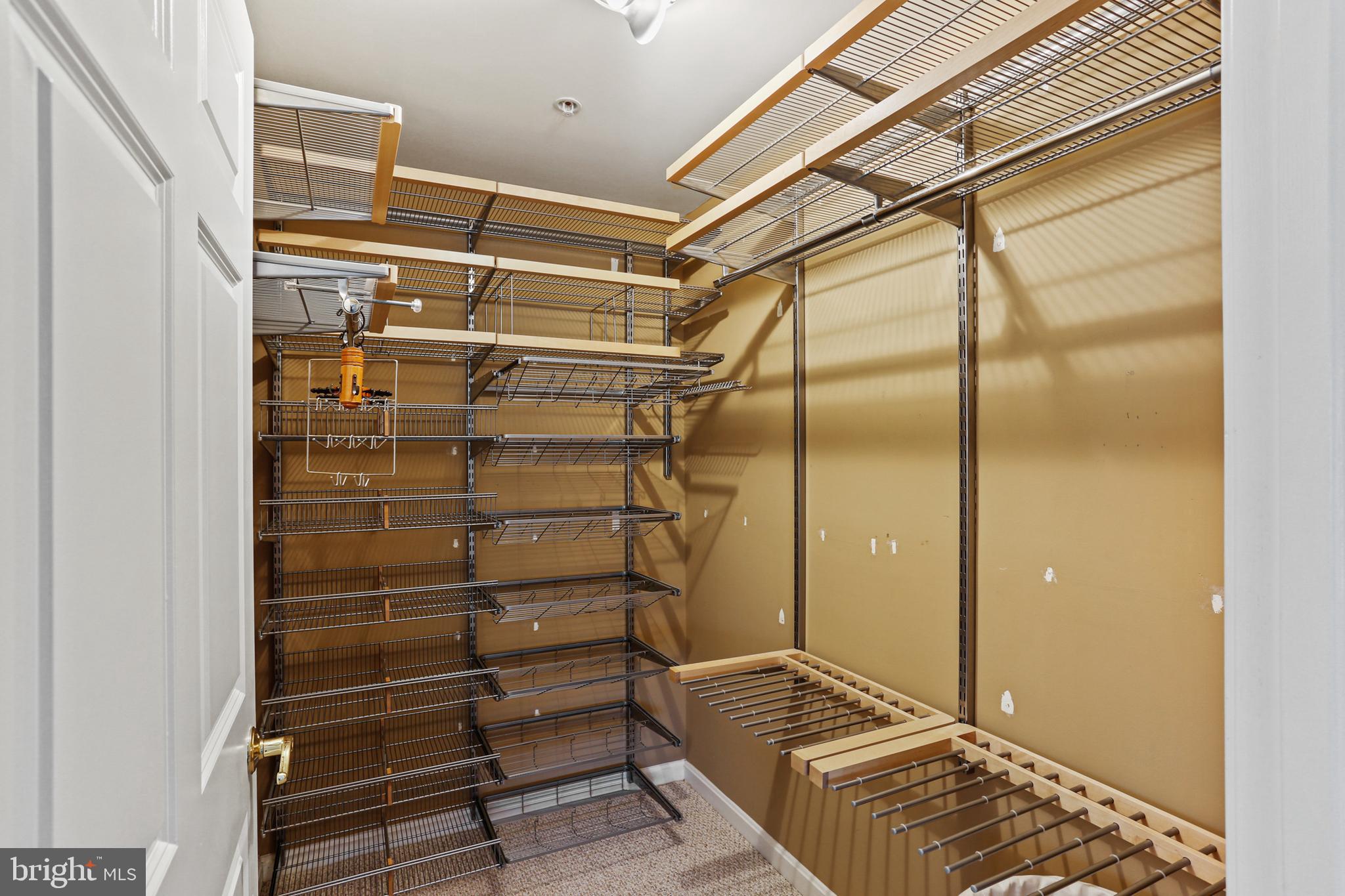 ROUNDWOOD RIDGE - Residential