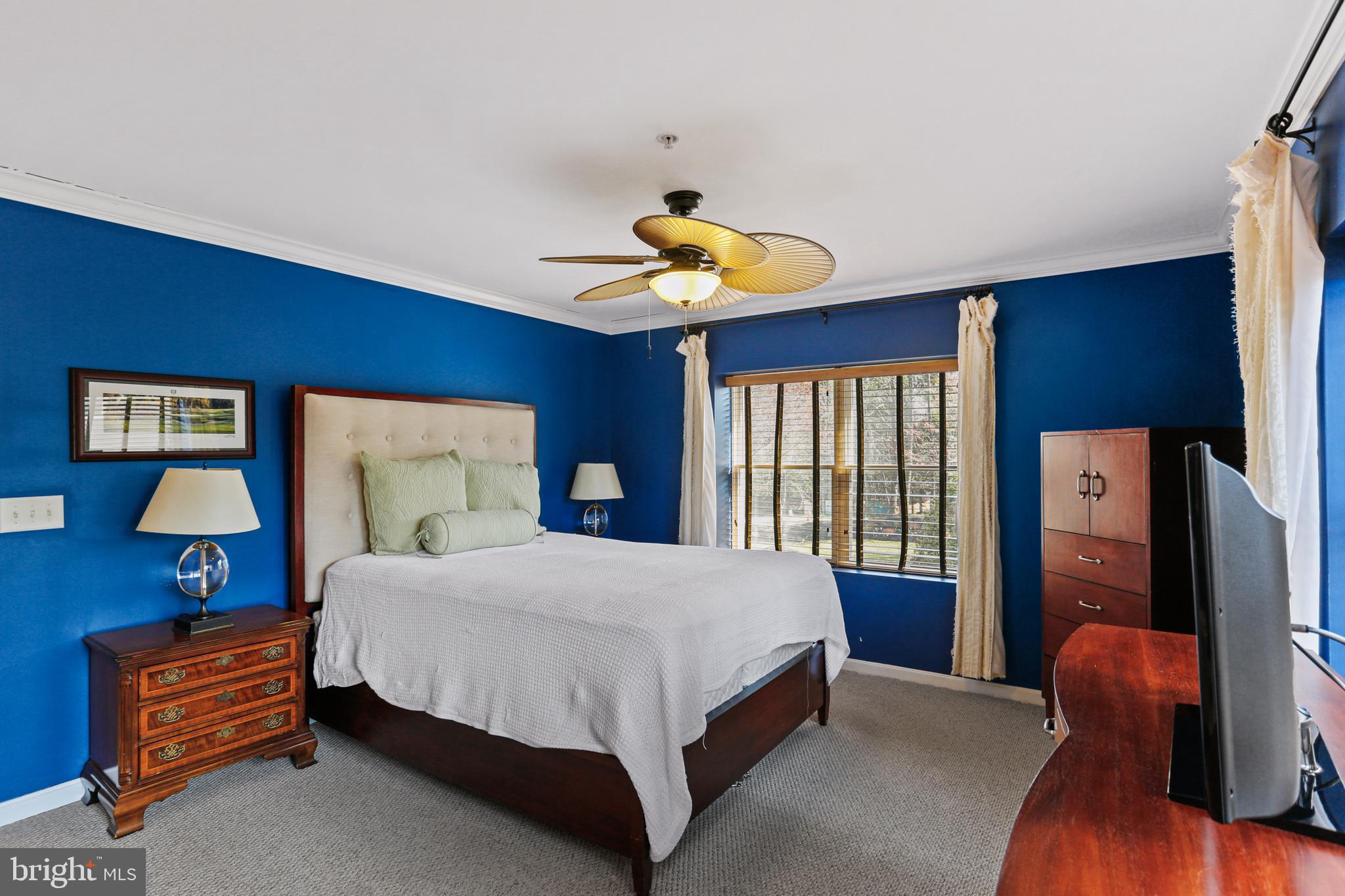 ROUNDWOOD RIDGE - Residential