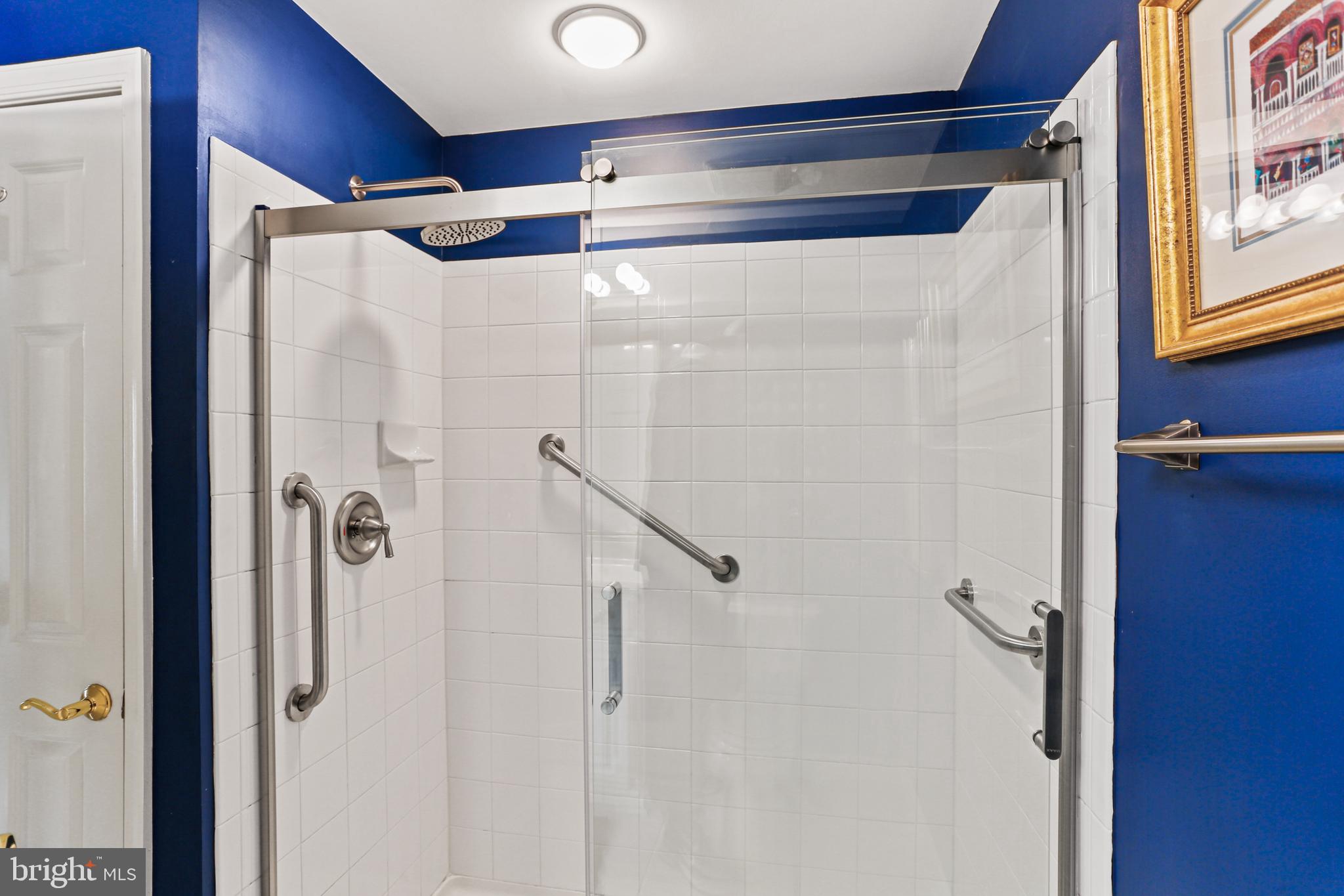 ROUNDWOOD RIDGE - Residential