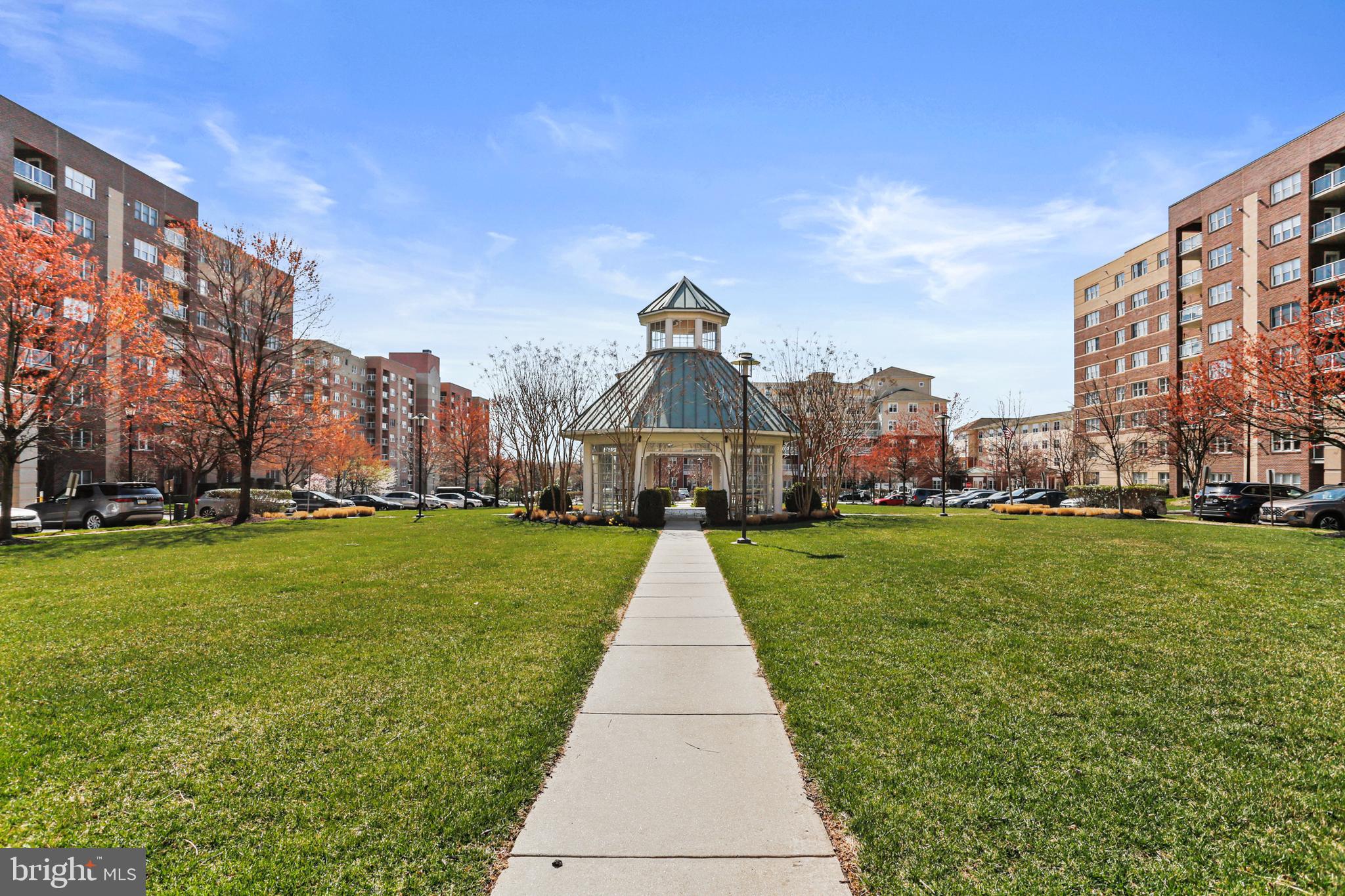 ROUNDWOOD RIDGE - Residential