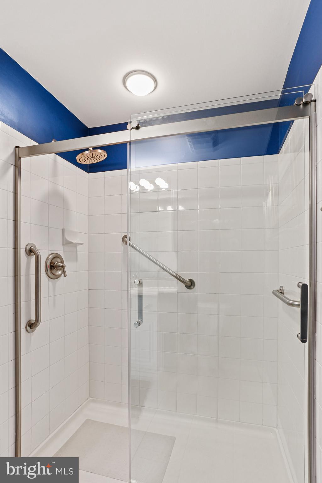 ROUNDWOOD RIDGE - Residential