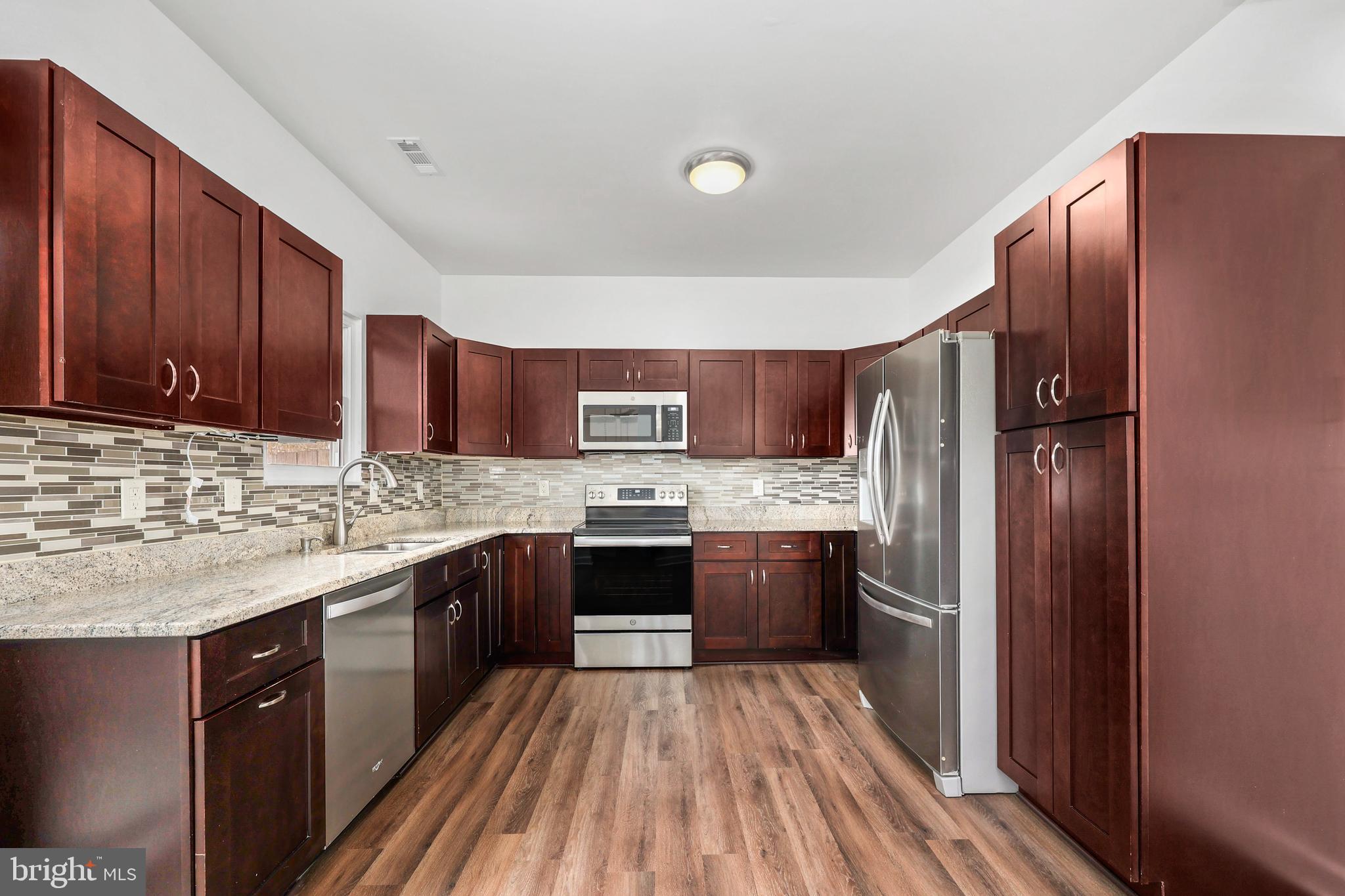 BROOKWOOD - Residential