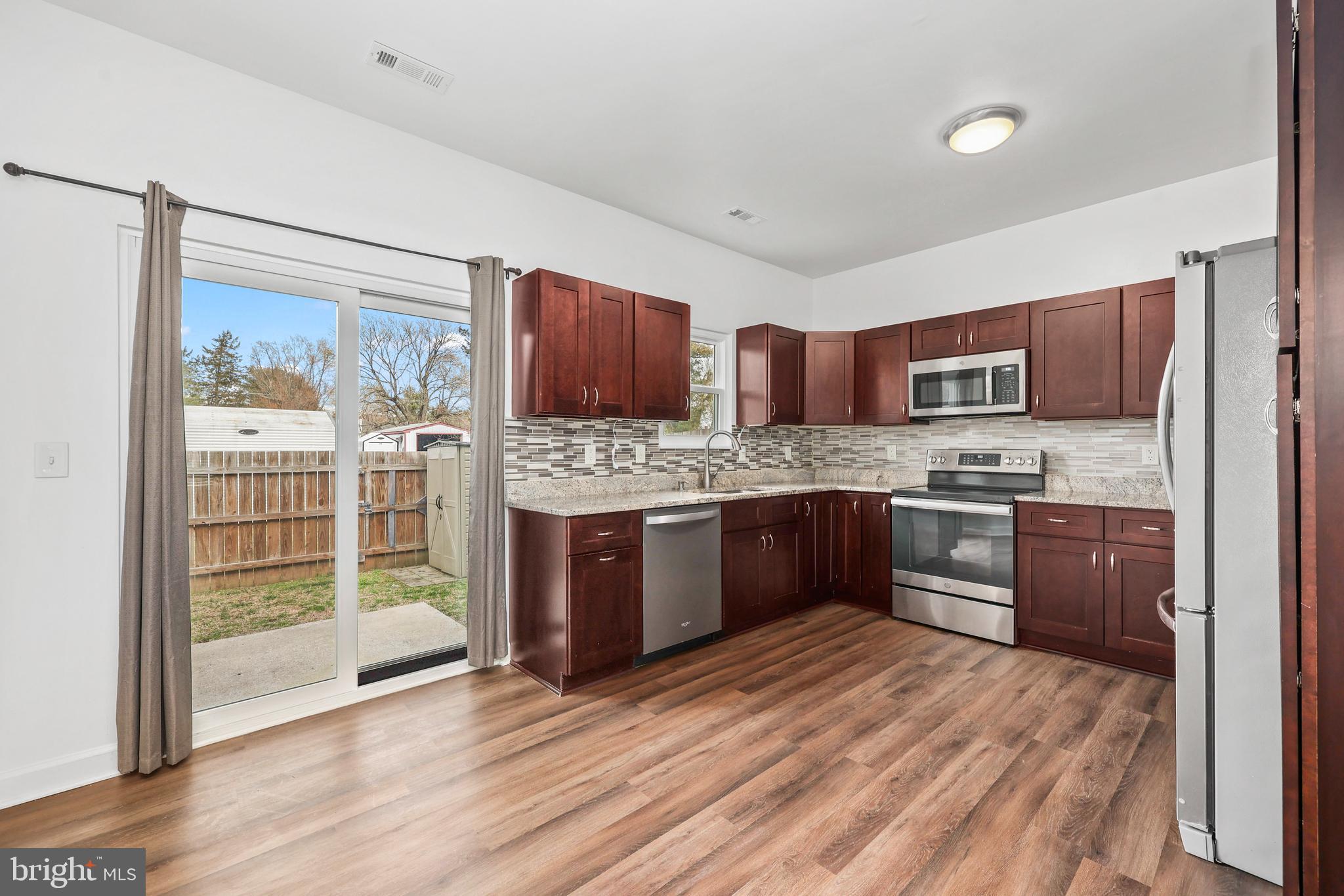 BROOKWOOD - Residential