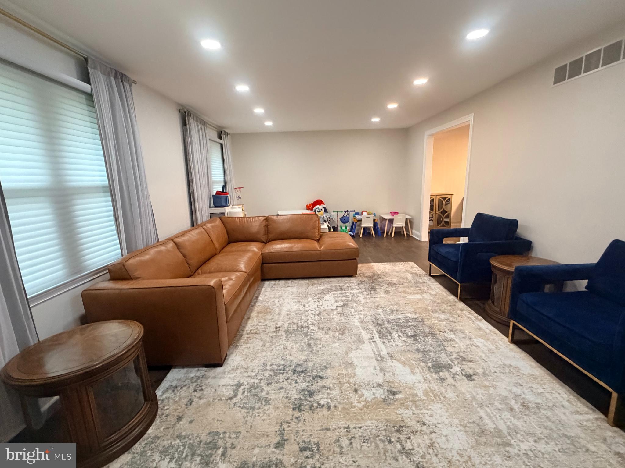 1905 LIMEKILN PIKE