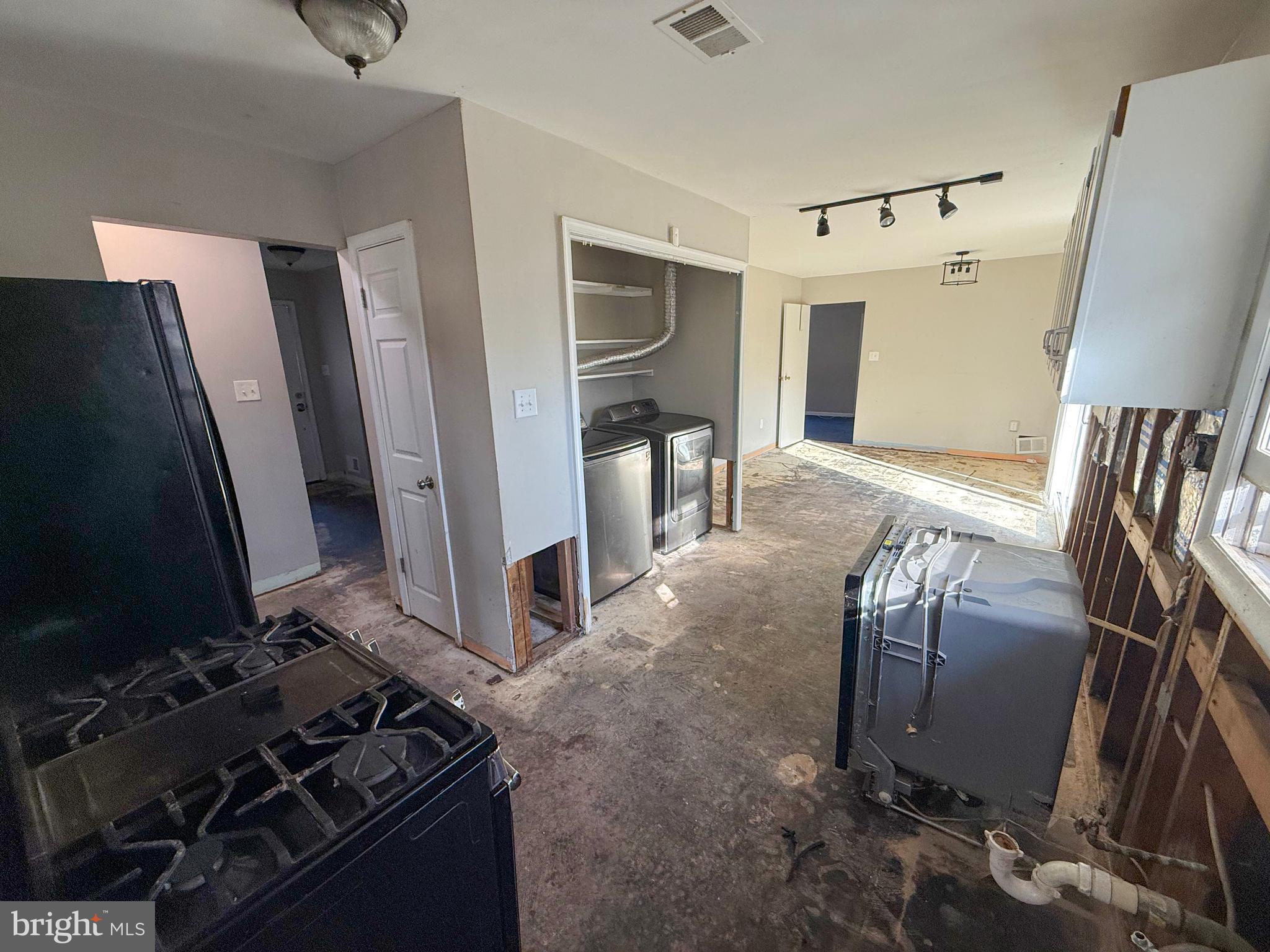 ST CHARLES SUB - CARRINGTON - Residential