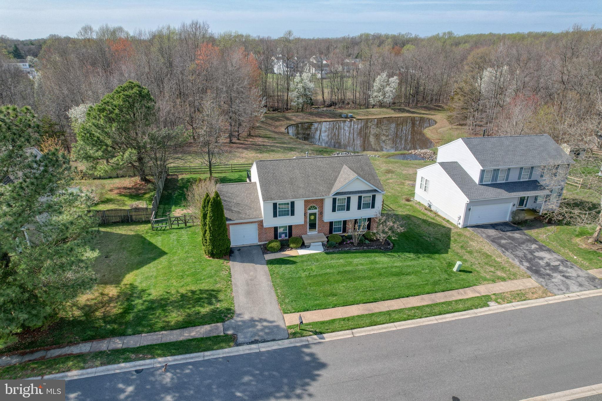 CHANDELEUR WOODS - Residential