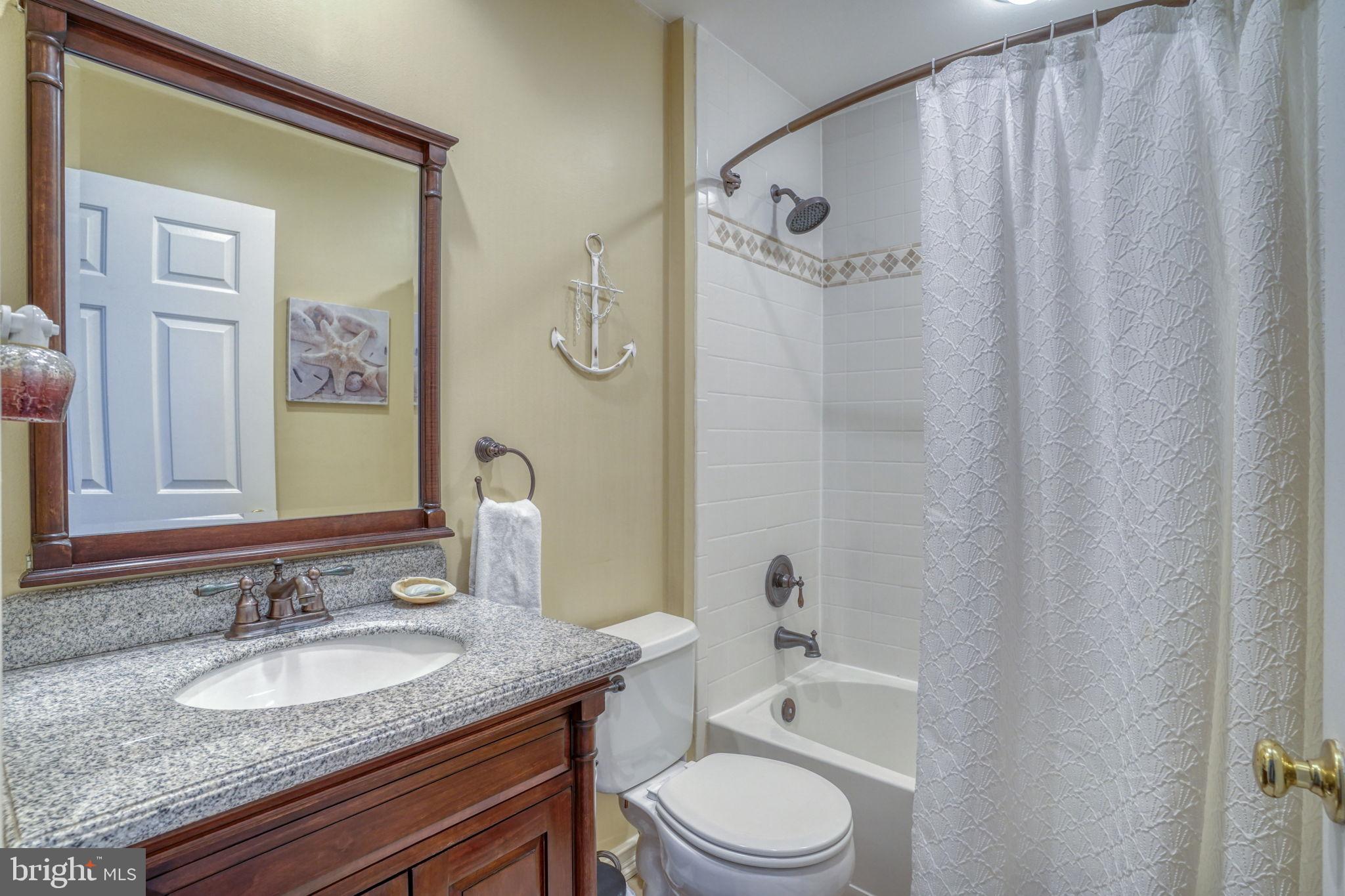 CHANDELEUR WOODS - Residential