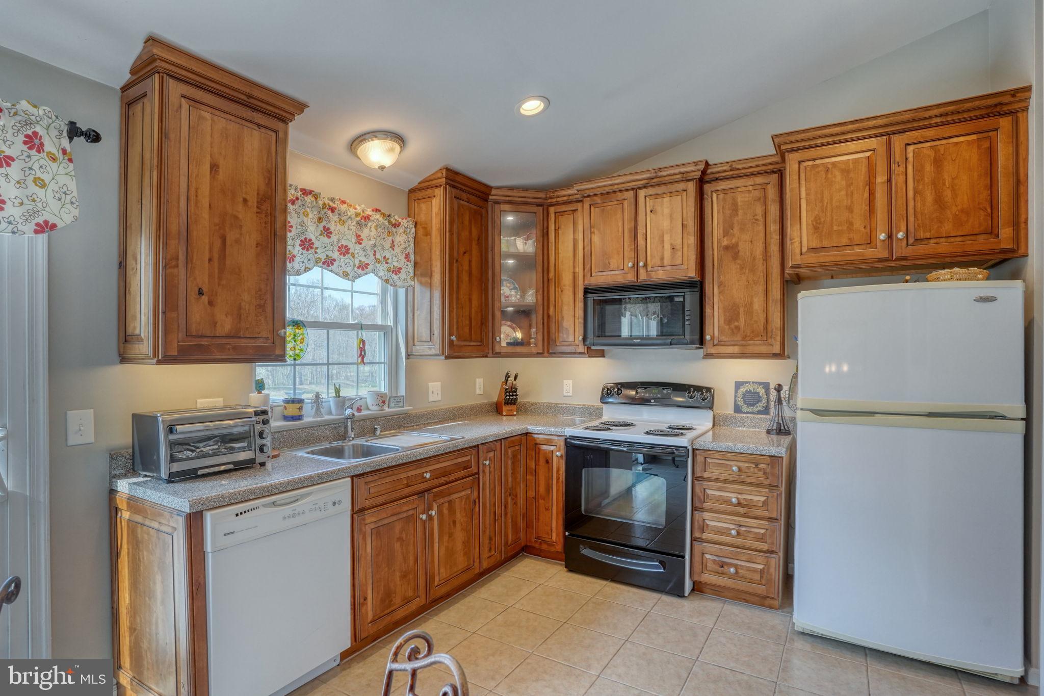 CHANDELEUR WOODS - Residential