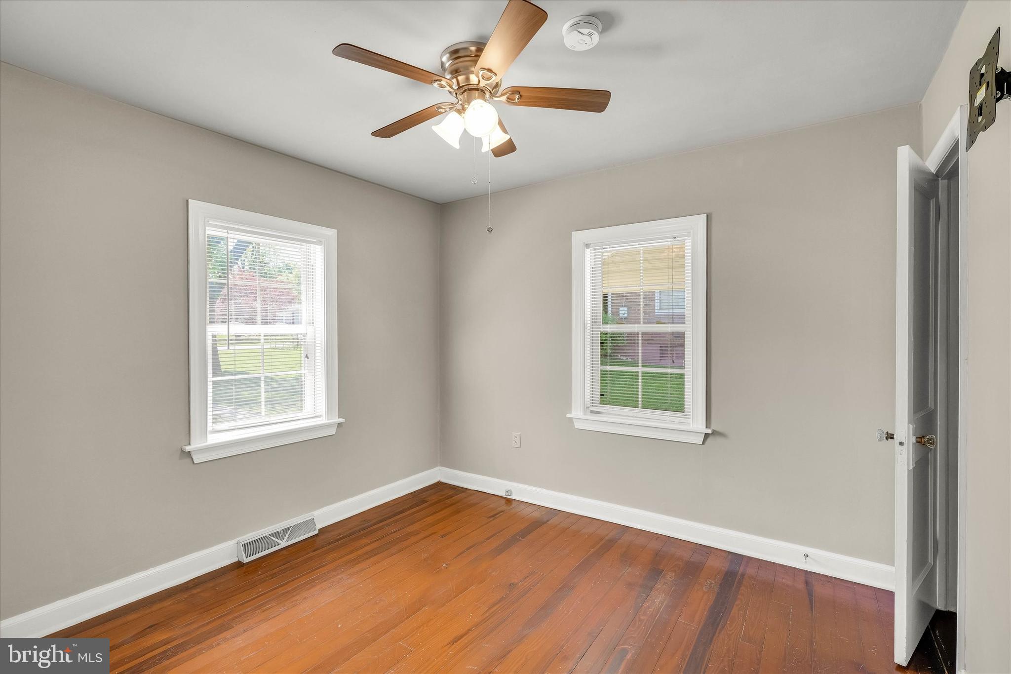 VALLEY VIEW - Residential