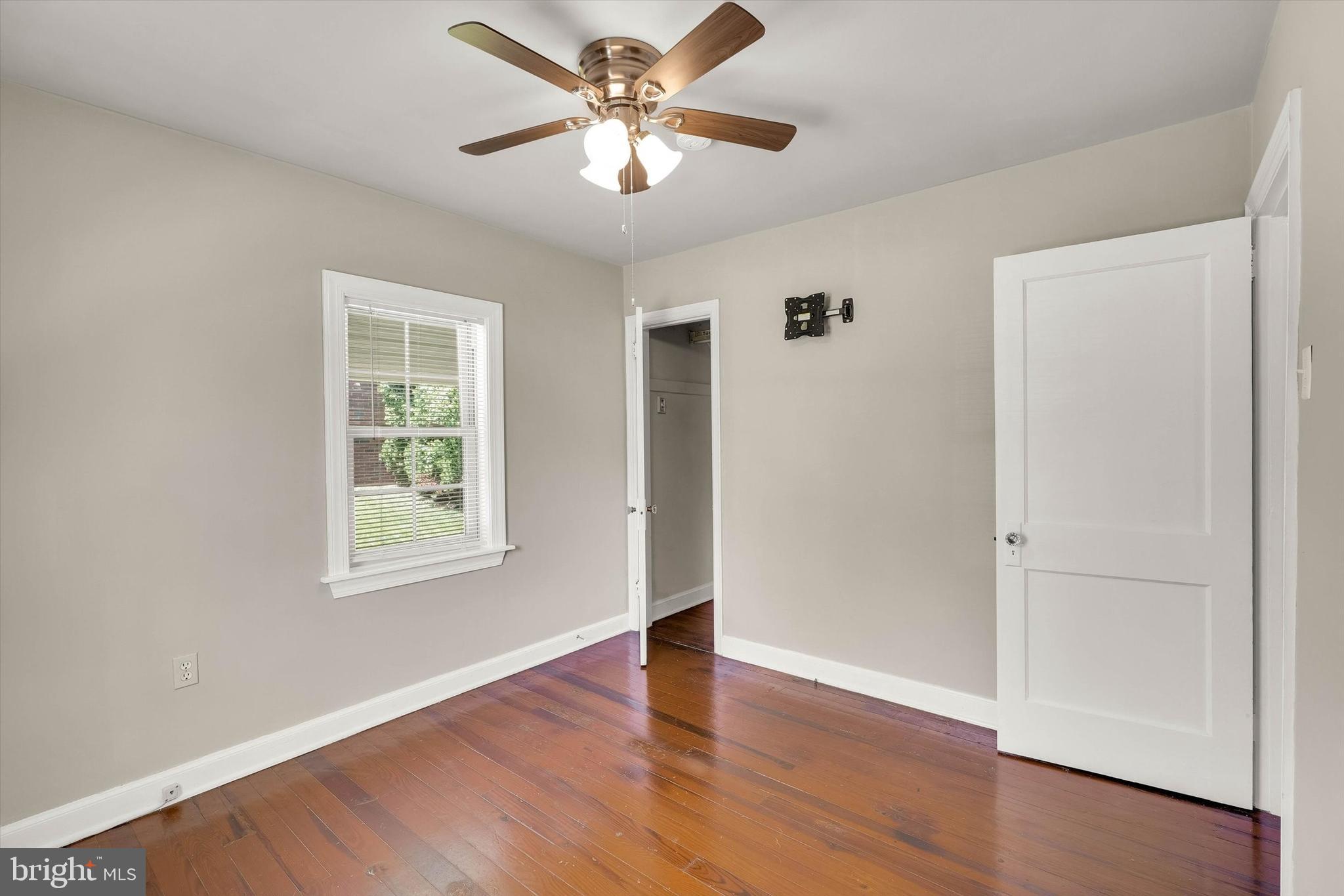 VALLEY VIEW - Residential