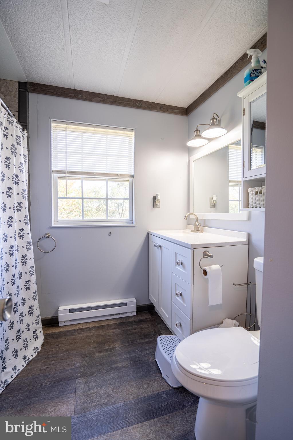 ORCHARD HILLS - Residential