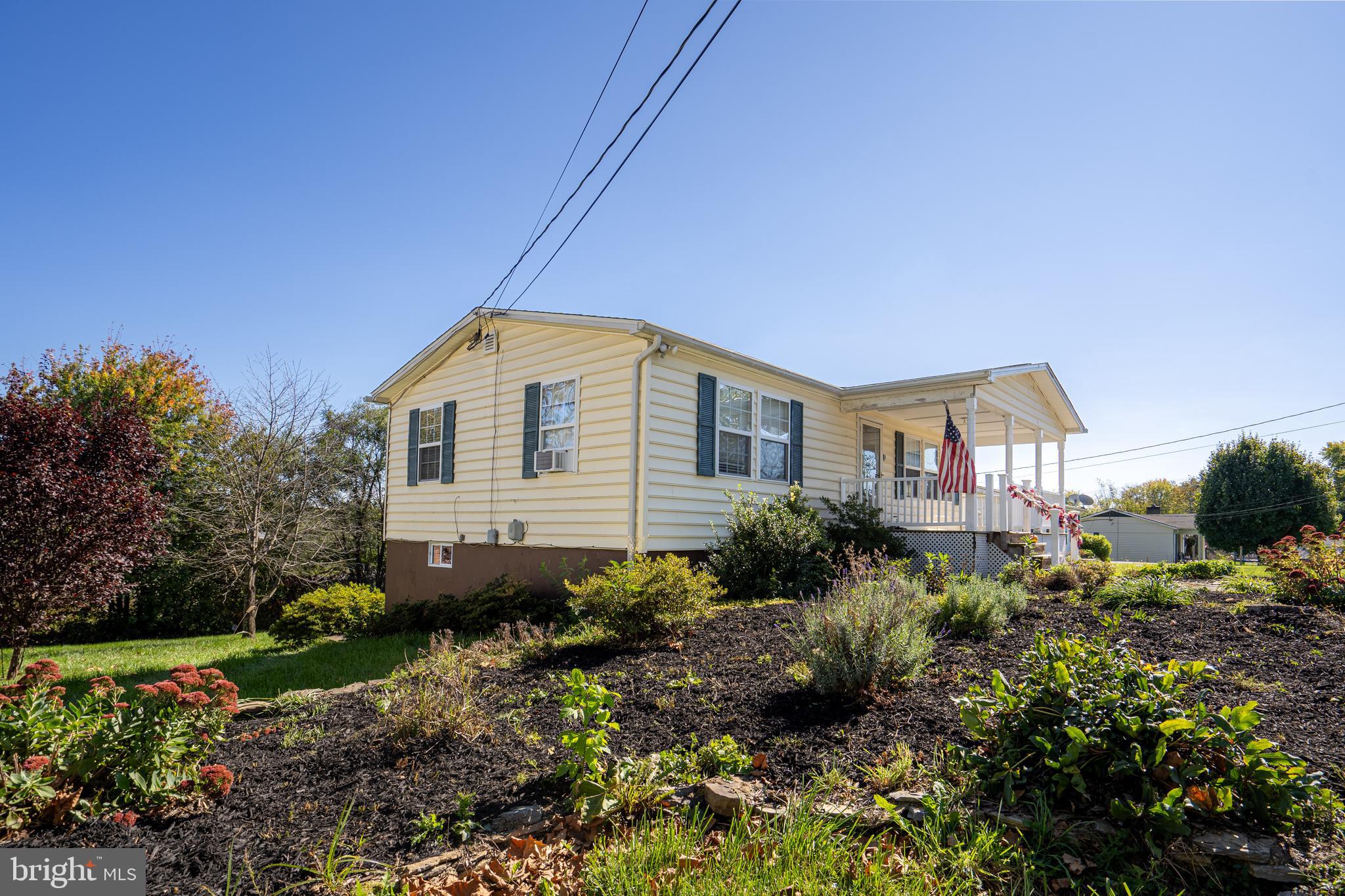 ORCHARD HILLS - Residential